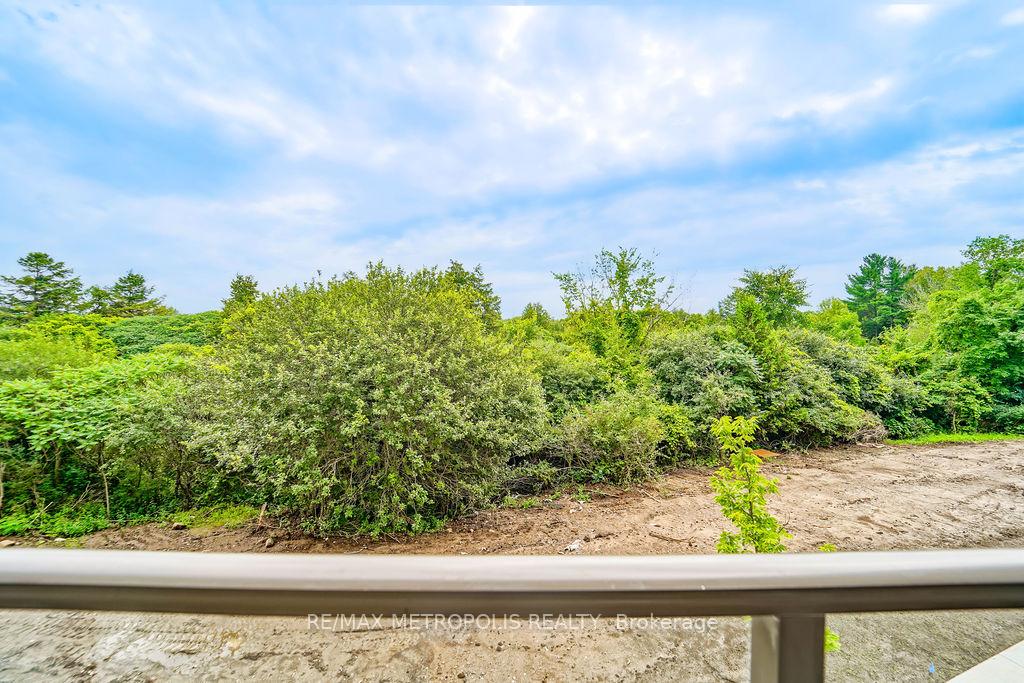 Photo 25 of Unit 225, 385 Arctic Red Drive, Oshawa, Windfields — HOMEH