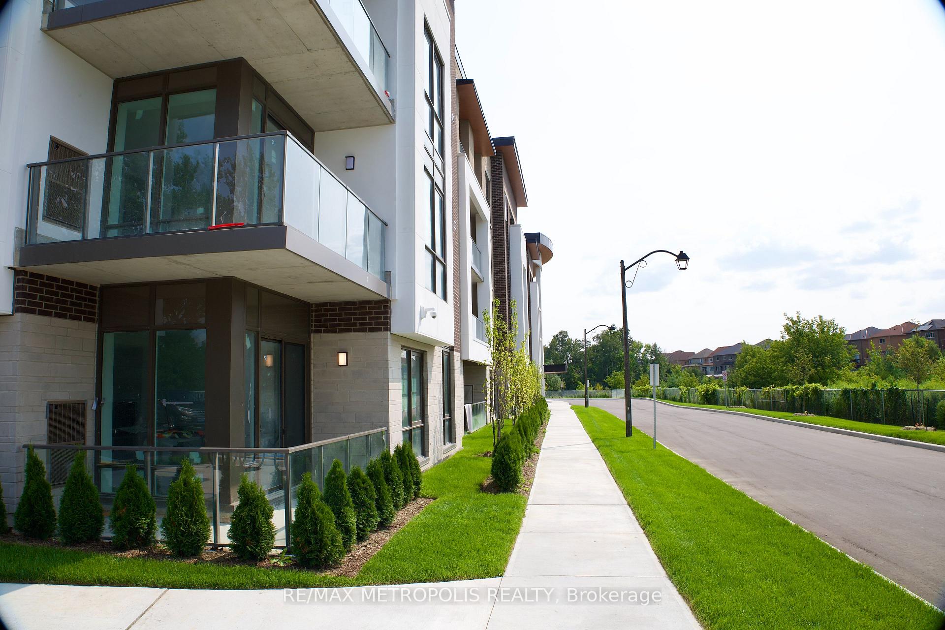 Photo 31 of Unit 225, 385 Arctic Red Drive, Oshawa, Windfields — HOMEH