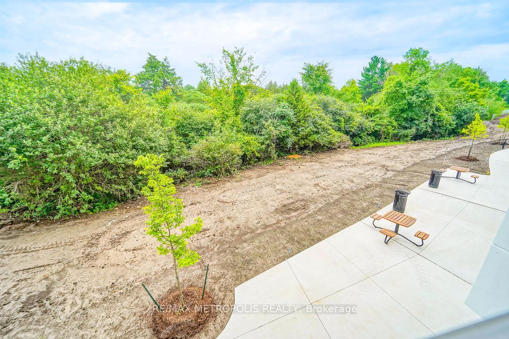 Photo 34 of Unit 225, 385 Arctic Red Drive, Oshawa, Windfields — HOMEH