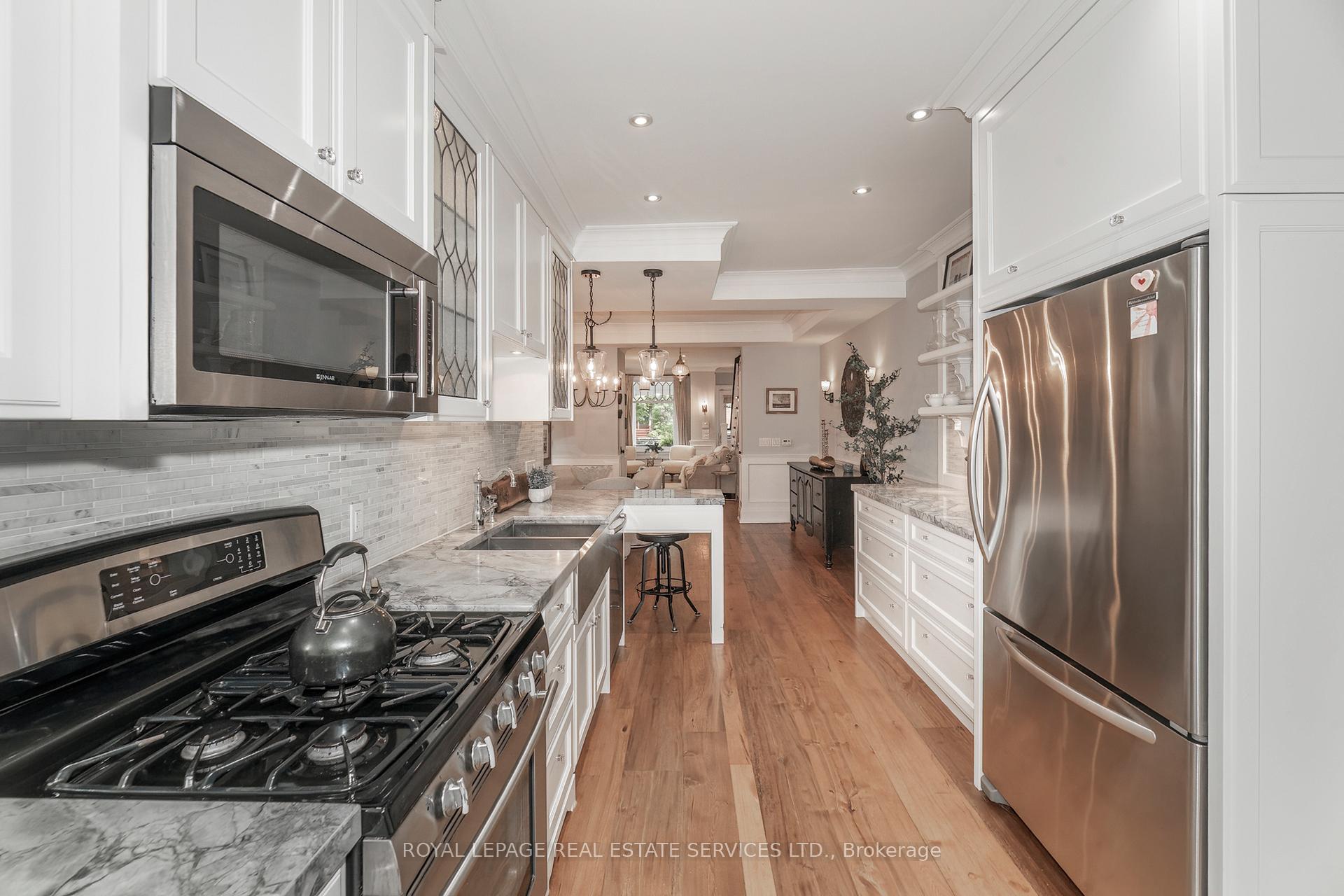 Photo 8 of 149 Winchester Street, Toronto, Cabbagetown-South St. James Town — HOMEH