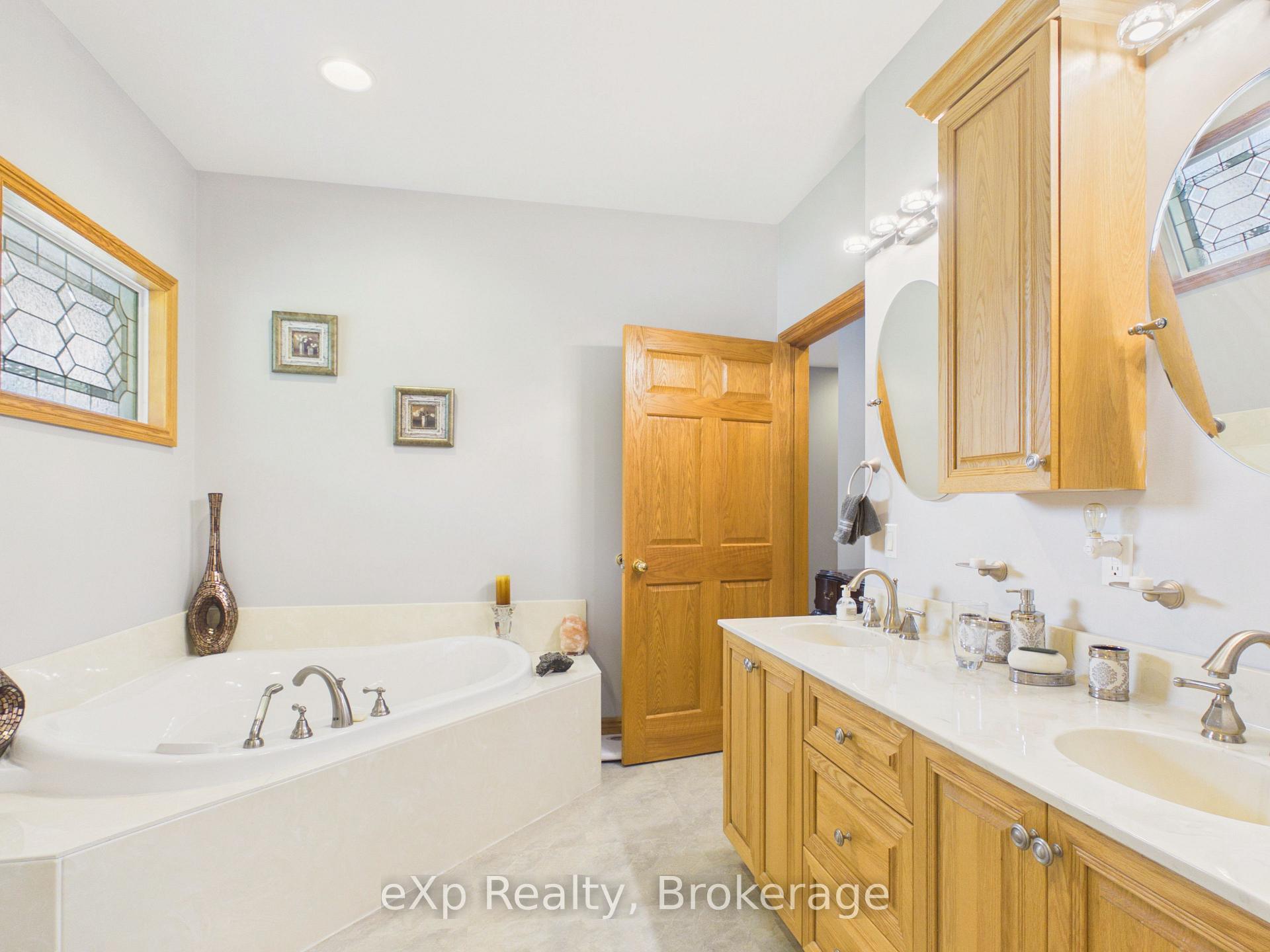 Photo 10 of 541009 Concession Ndr 14 Road, West Grey — HOMEH
