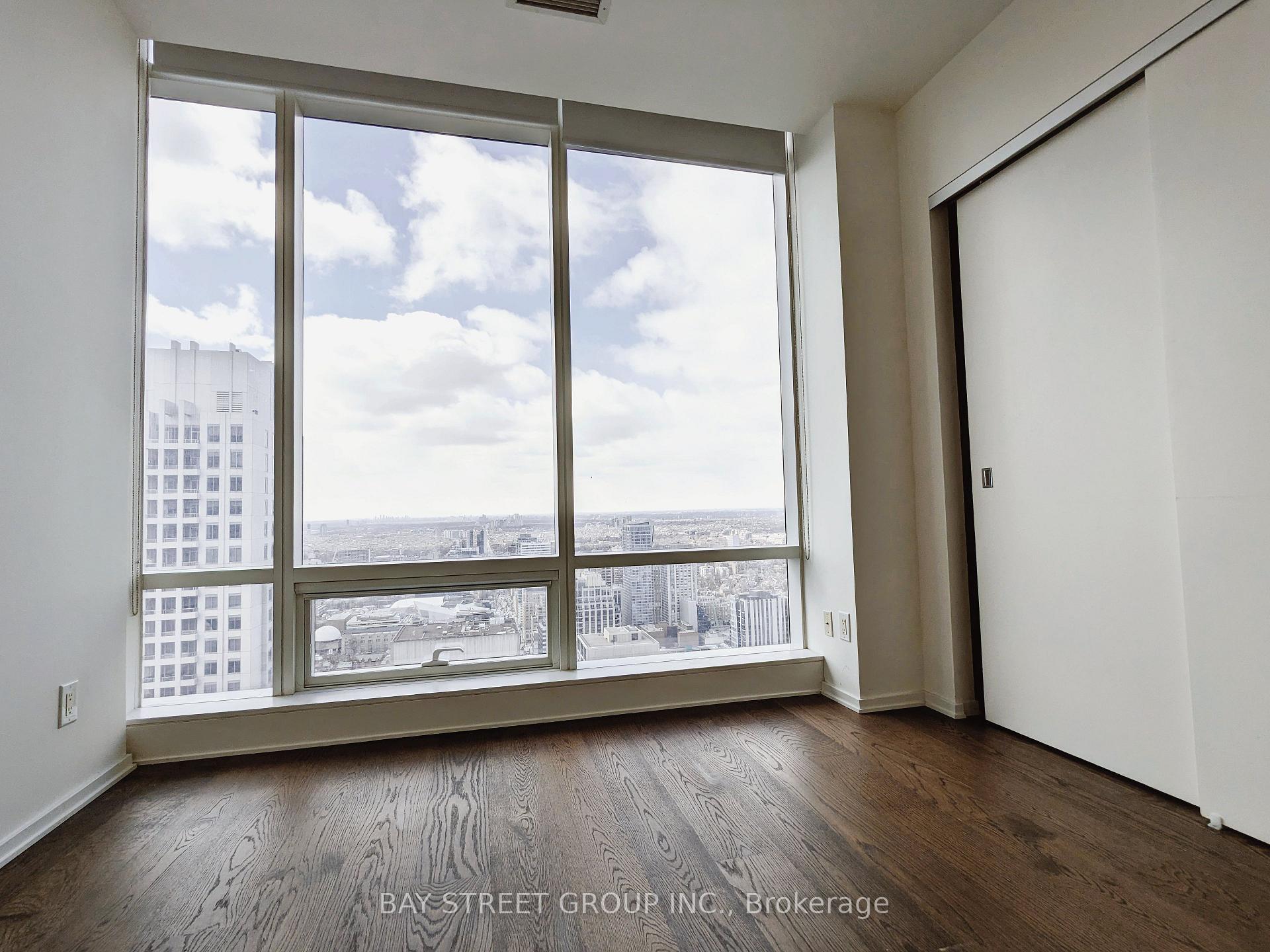 Photo 9 of Unit 4108, 1 Bloor Street E, Toronto, Church-Yonge Corridor — HOMEH