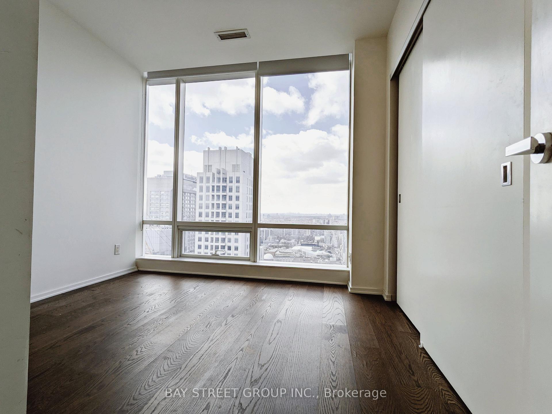 Photo 10 of Unit 4108, 1 Bloor Street E, Toronto, Church-Yonge Corridor — HOMEH