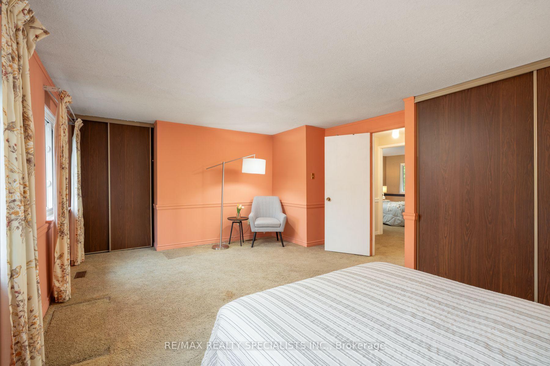 Photo 23 of Unit 75, 20 Mineola Road E, Mississauga, Mineola — HOMEH