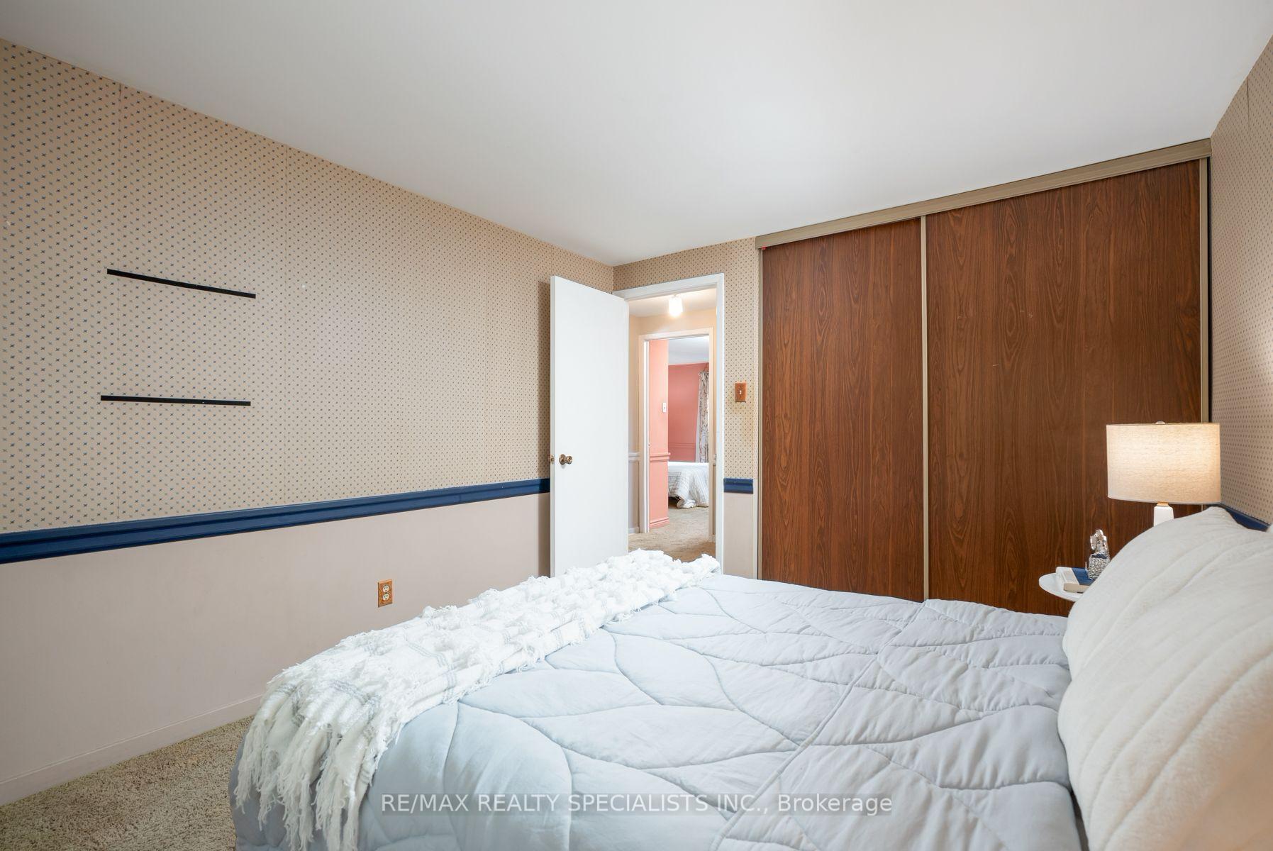 Photo 30 of Unit 75, 20 Mineola Road E, Mississauga, Mineola — HOMEH