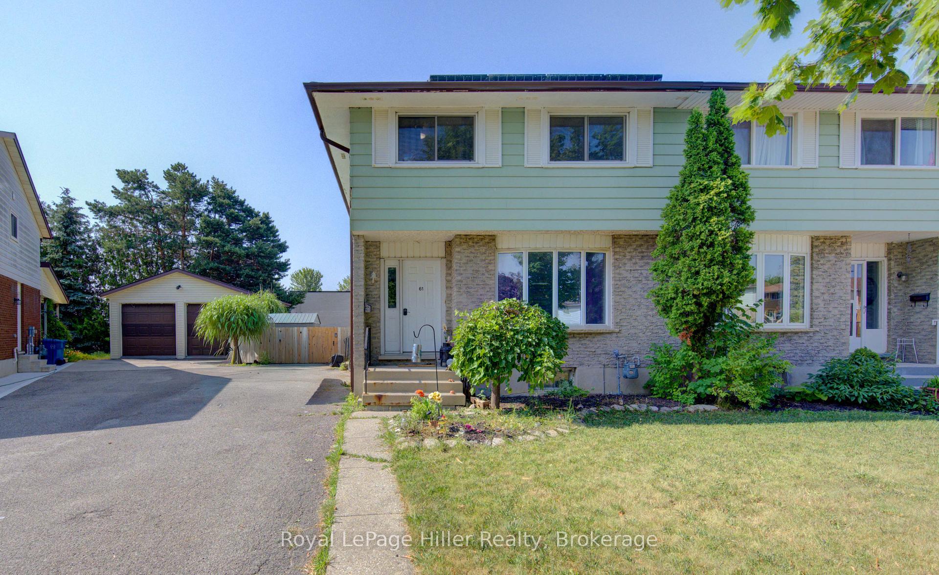 Photo 2 of 61 Babb Crescent, Stratford — HOMEH