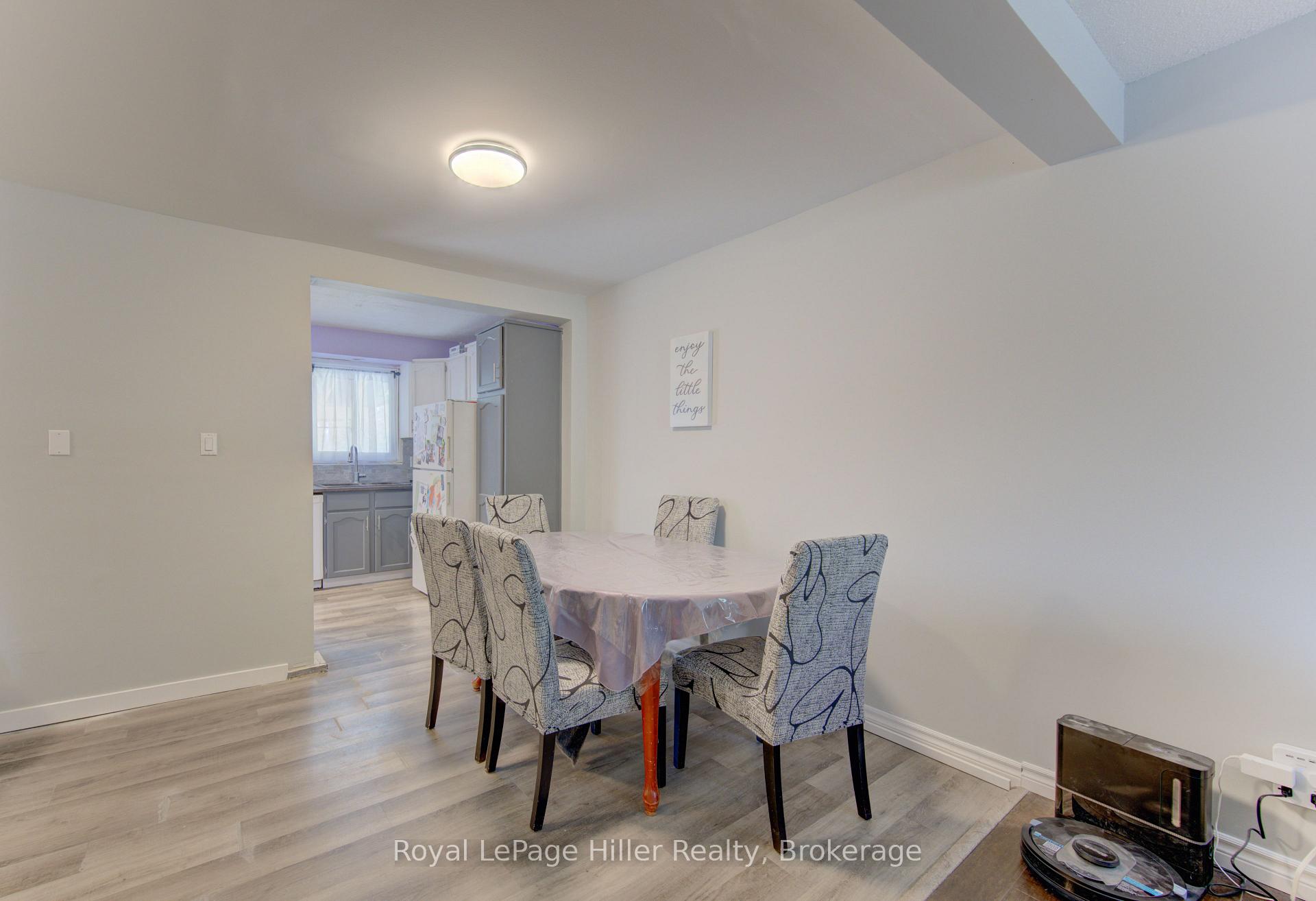 Photo 6 of 61 Babb Crescent, Stratford — HOMEH