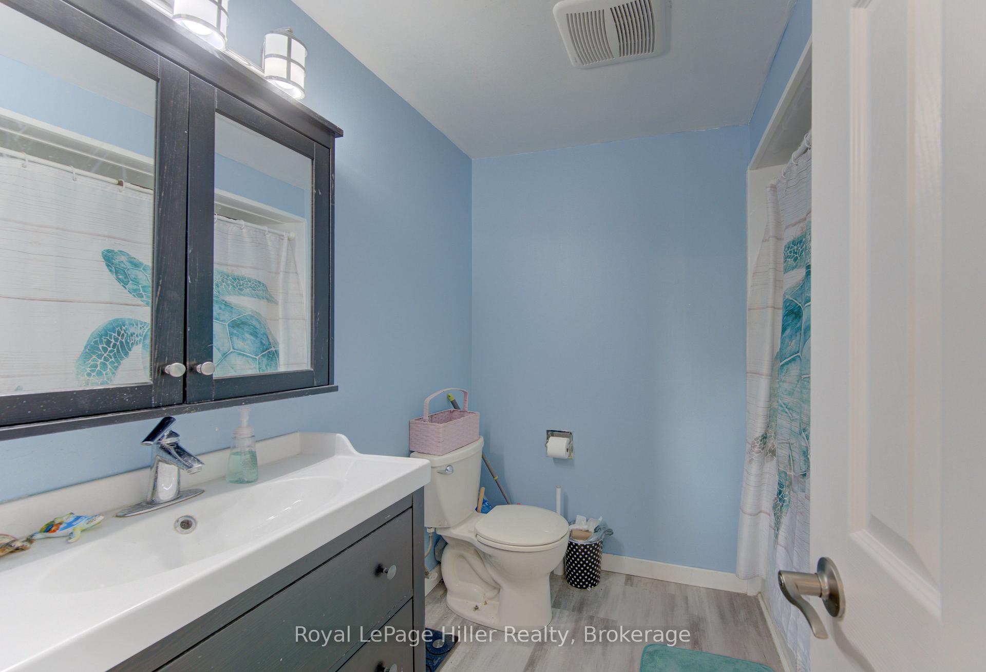 Photo 14 of 61 Babb Crescent, Stratford — HOMEH