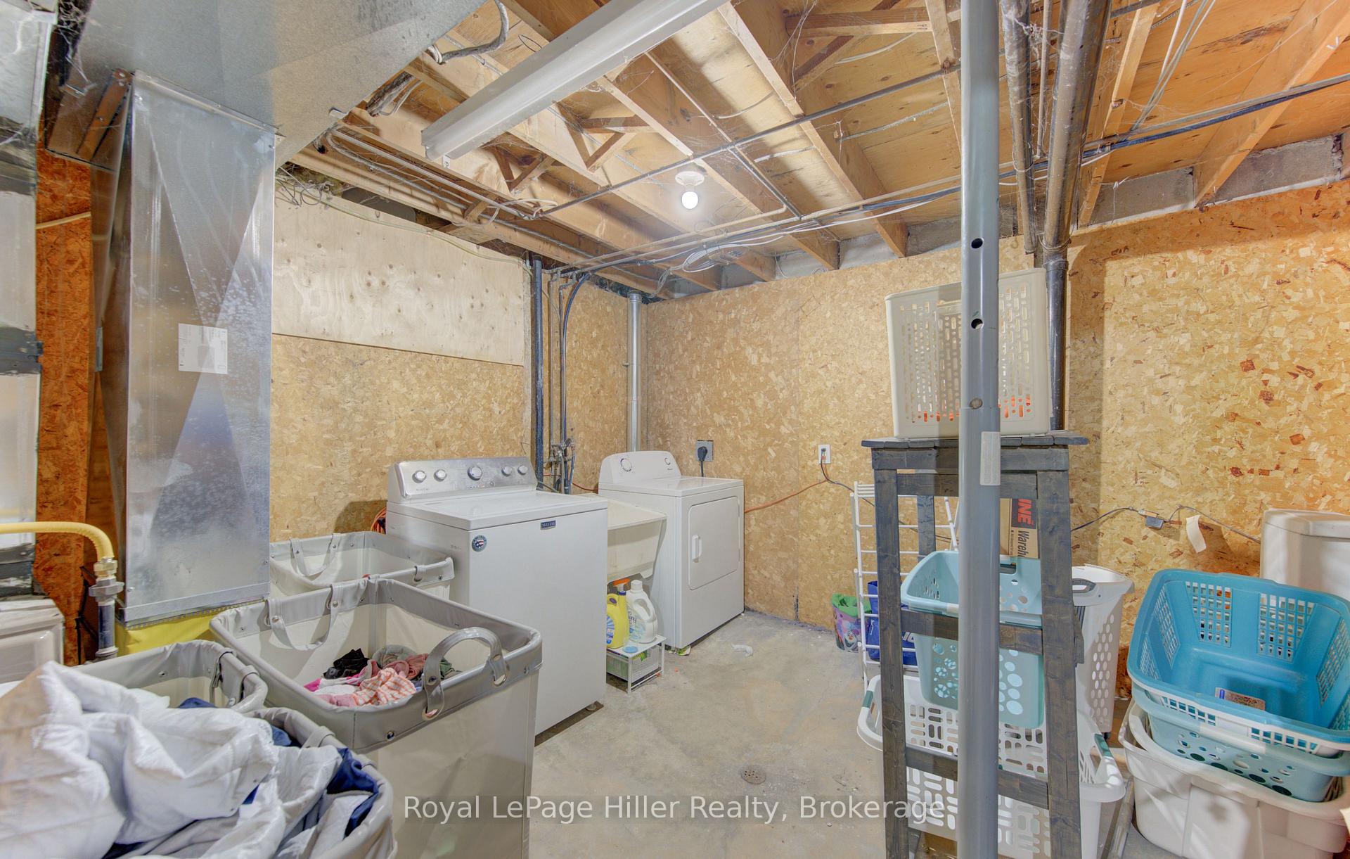 Photo 19 of 61 Babb Crescent, Stratford — HOMEH