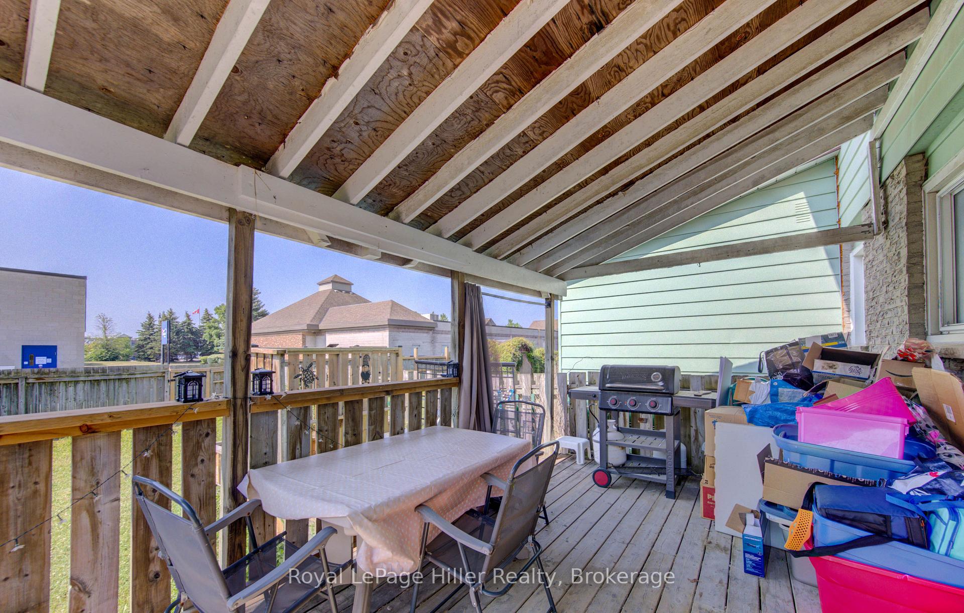 Photo 24 of 61 Babb Crescent, Stratford — HOMEH