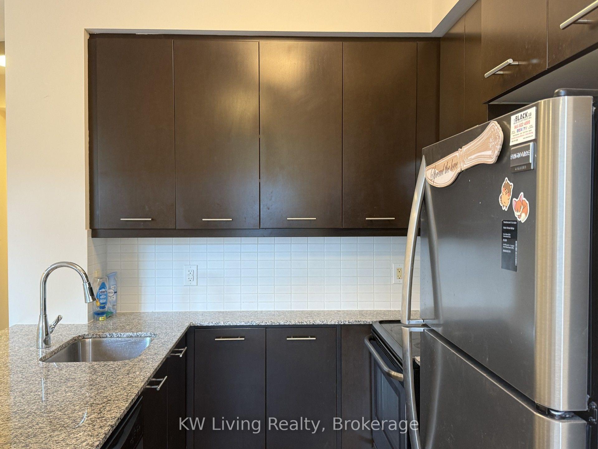 Photo 4 of Unit 128(28), 370 Square One Drive, Mississauga, City Centre — HOMEH