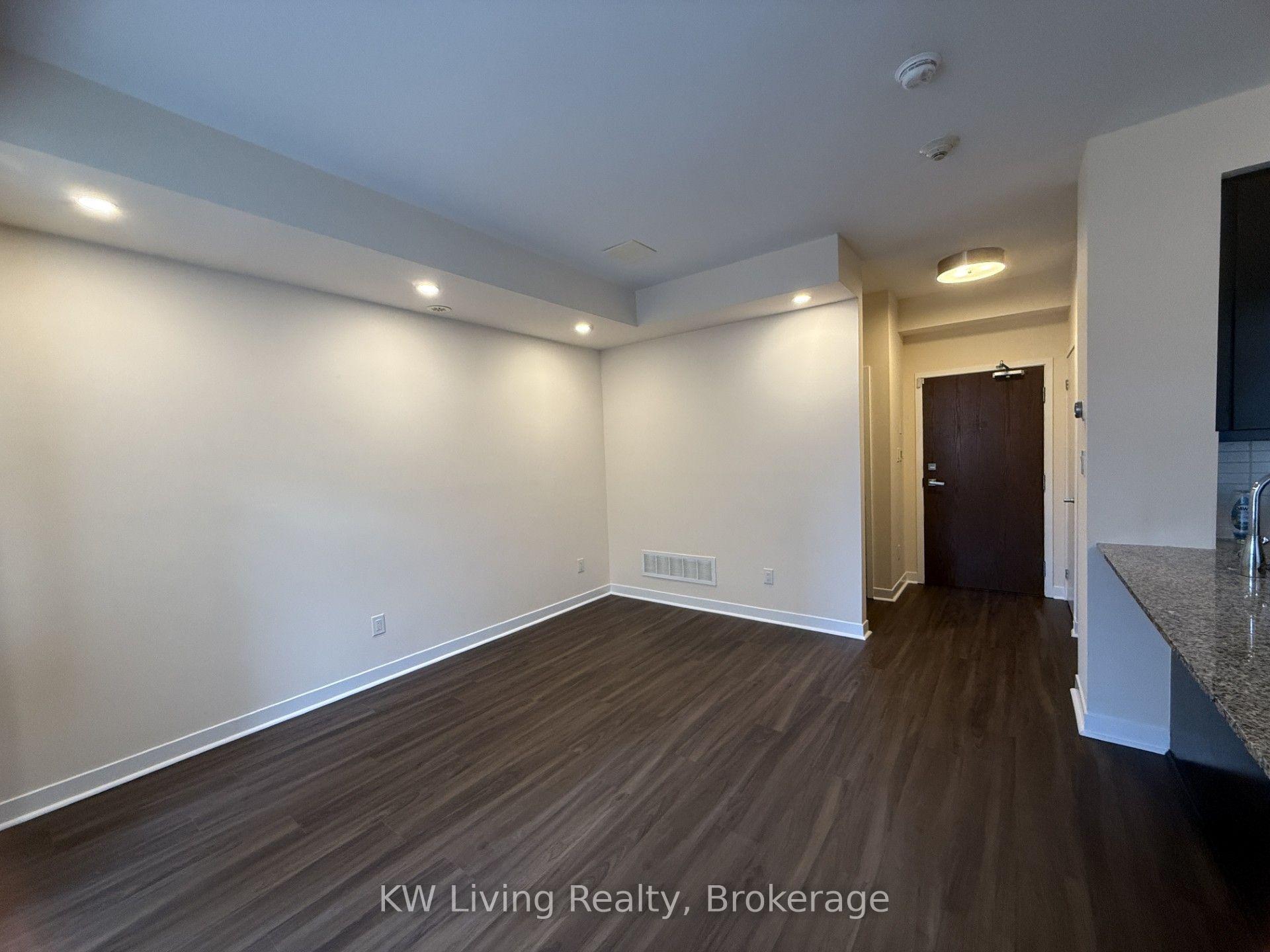 Photo 5 of Unit 128(28), 370 Square One Drive, Mississauga, City Centre — HOMEH