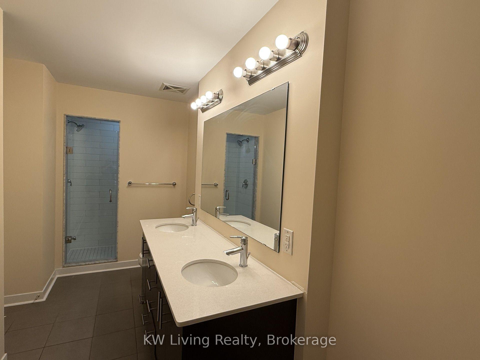 Photo 20 of Unit 128(28), 370 Square One Drive, Mississauga, City Centre — HOMEH