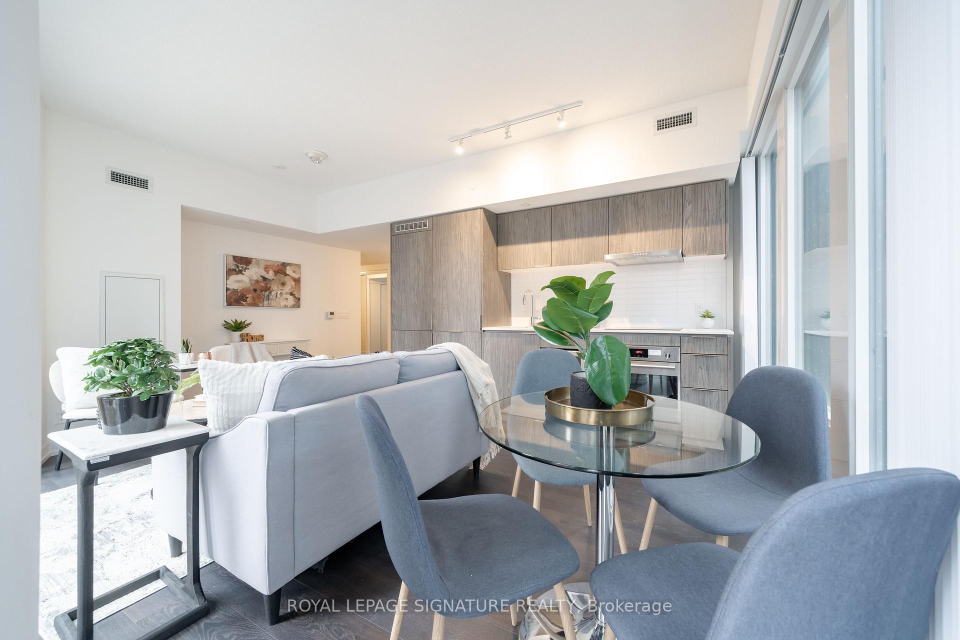 Photo 5 of Unit 203, 60 Shuter Street, Toronto, Church-Yonge Corridor — HOMEH
