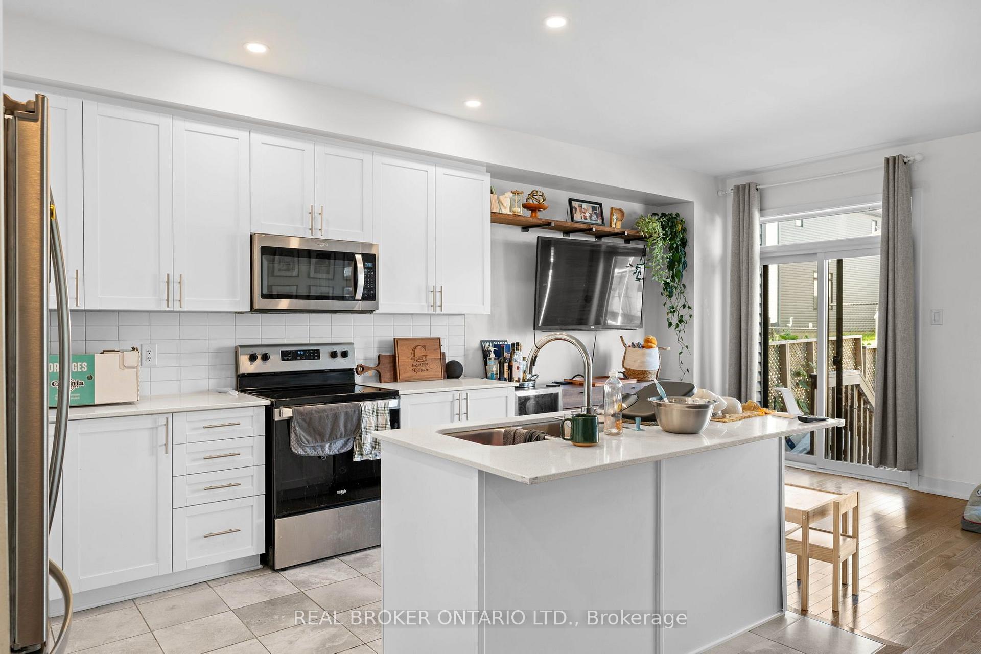 Photo 6 of 645 Rathburn Lane, Ottawa, Leitrim — HOMEH