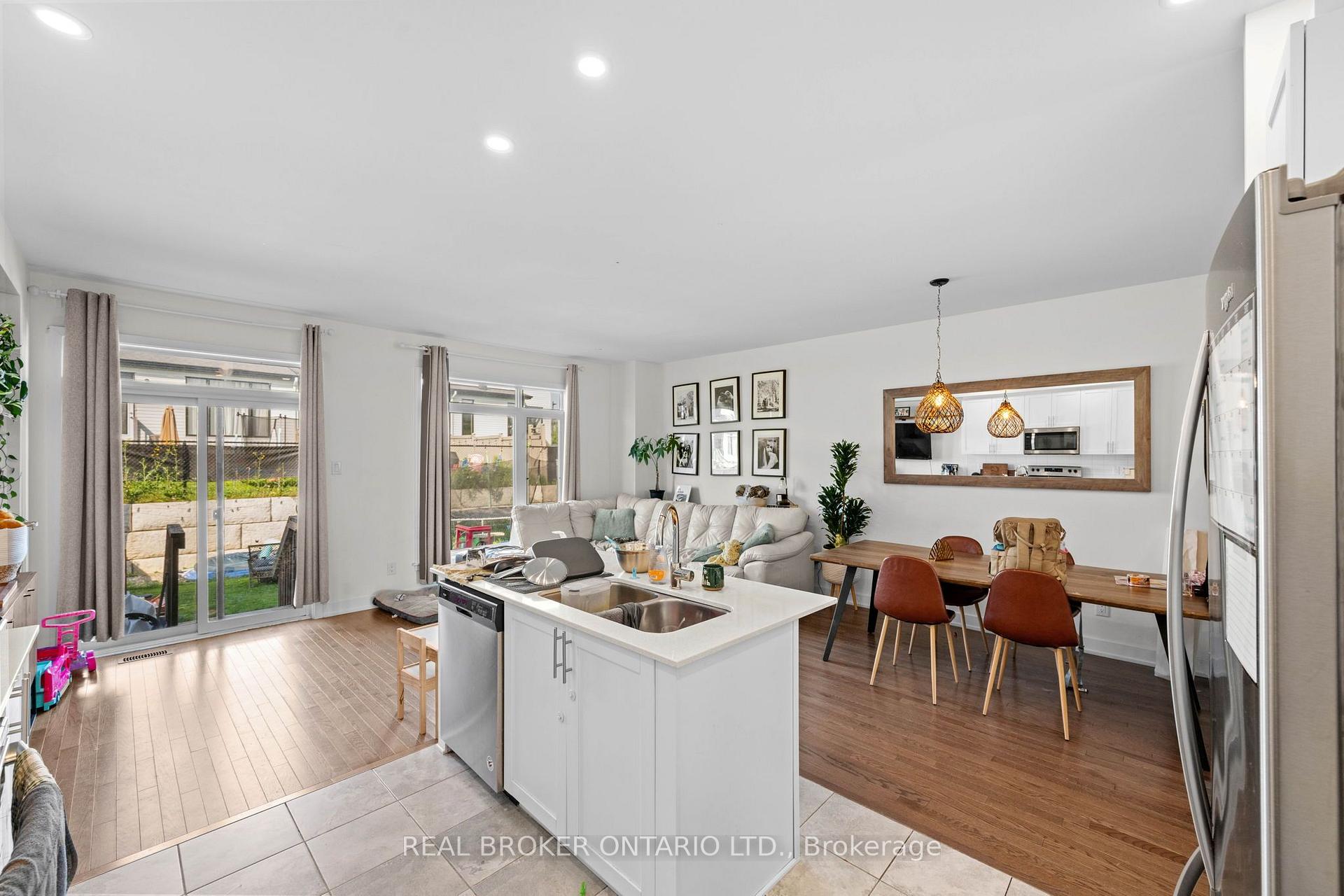 Photo 11 of 645 Rathburn Lane, Ottawa, Leitrim — HOMEH