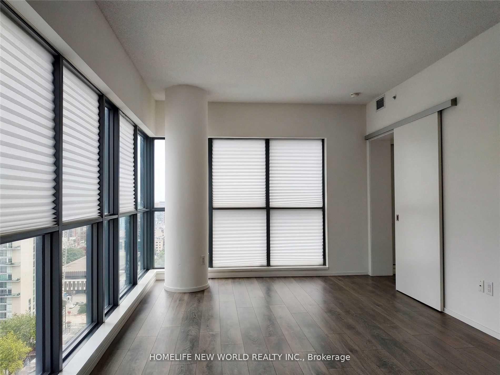 Photo 3 of Unit 1805, 159 Dundas Street E, Toronto, Church-Yonge Corridor — HOMEH