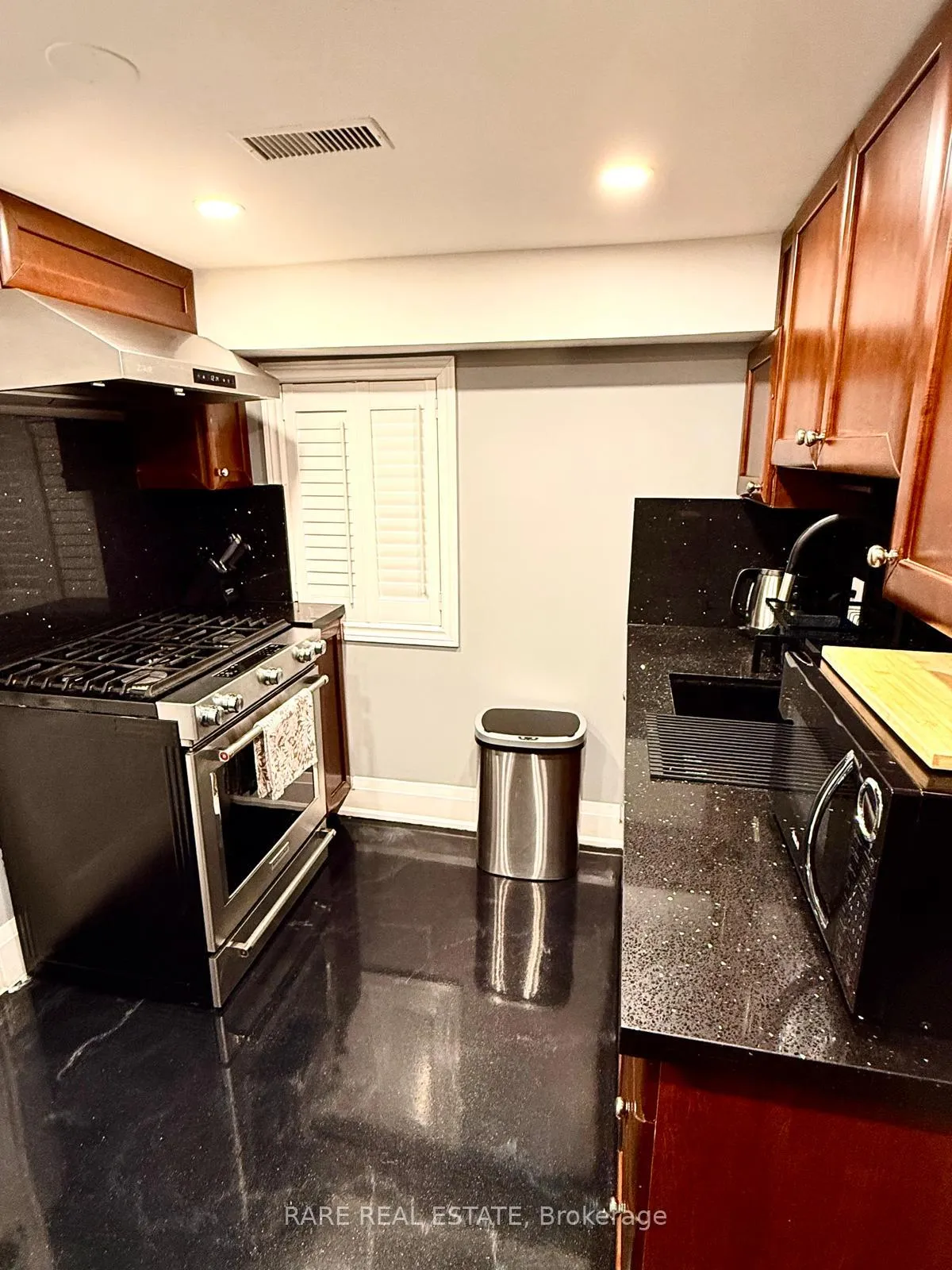 Photo 8 of Unit BSMT, 20 Arctic Fox Crescent, Brampton, Sandringham-Wellington — HOMEH
