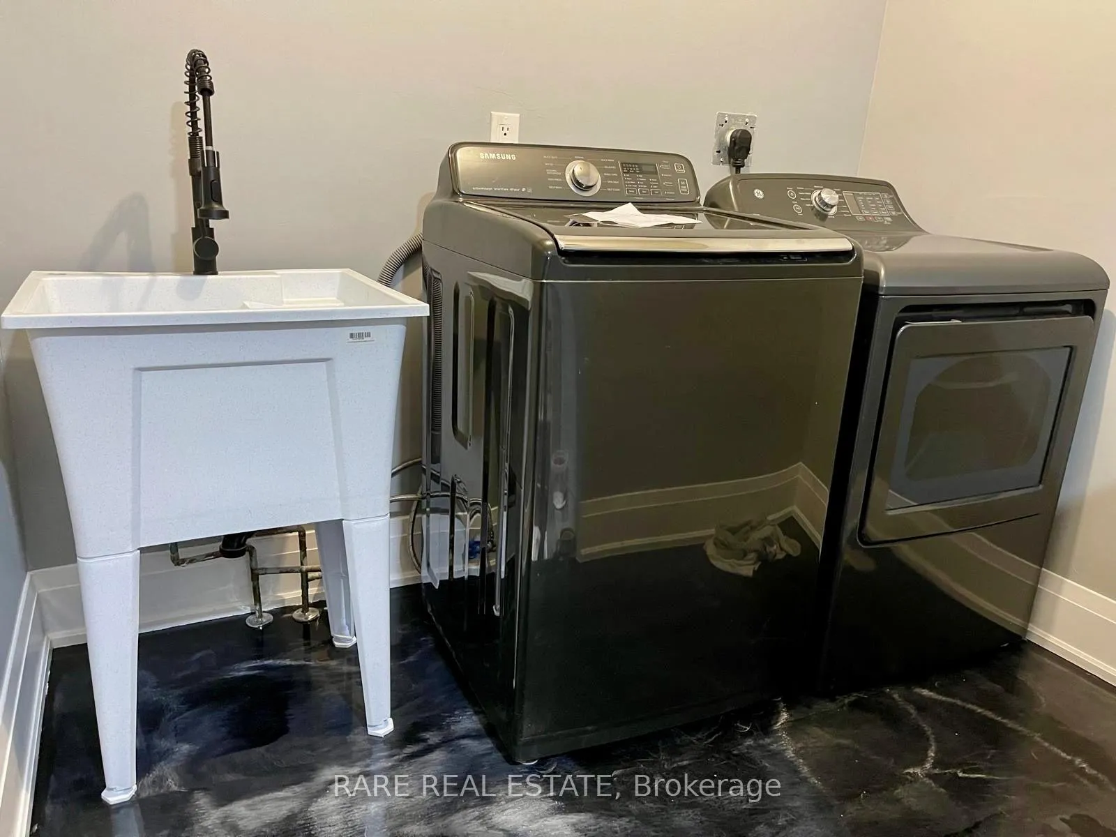 Photo 13 of Unit BSMT, 20 Arctic Fox Crescent, Brampton, Sandringham-Wellington — HOMEH