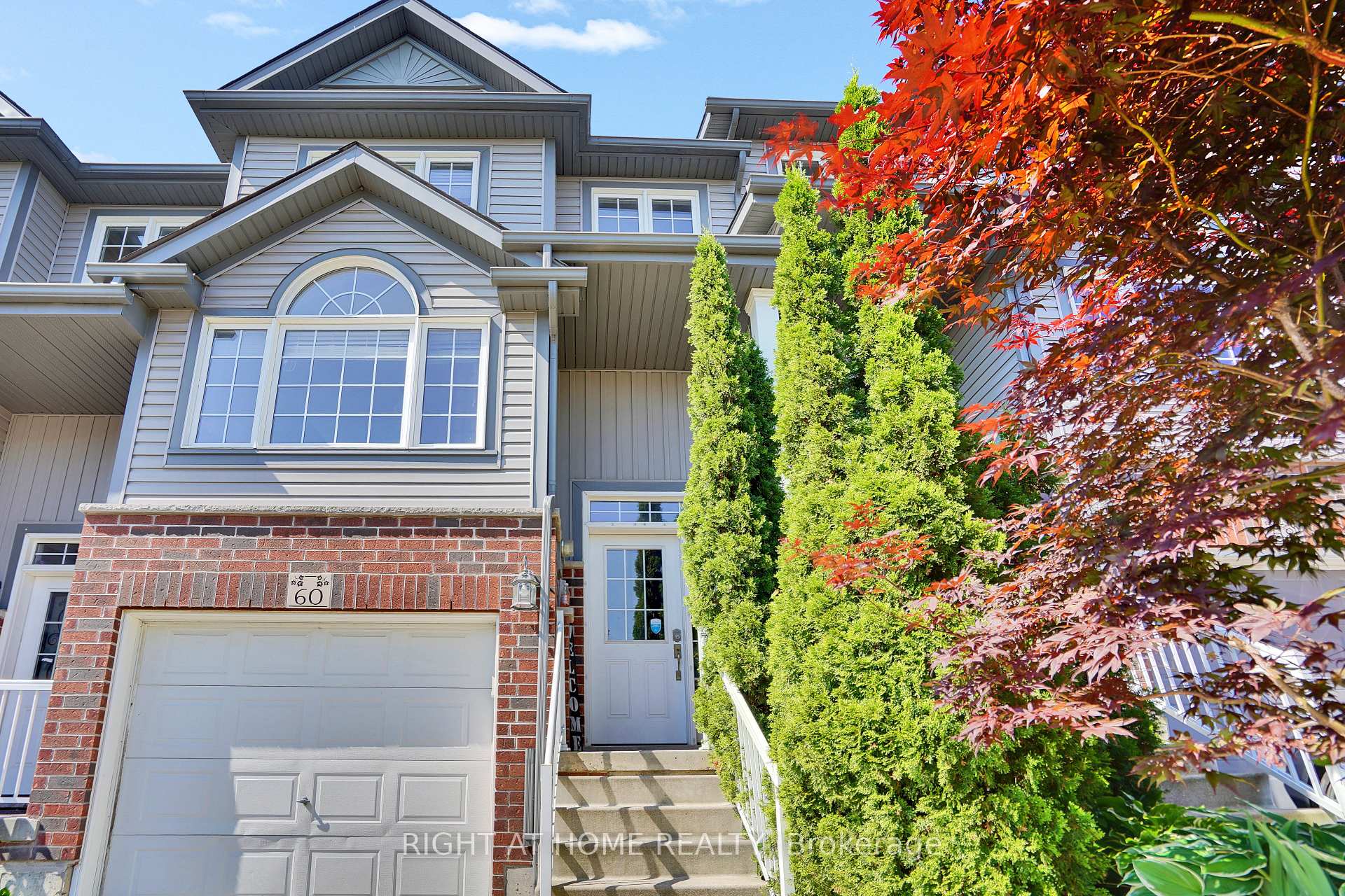 Photo 4 of 60 Featherstone Street, Kitchener, Huron Park — HOMEH