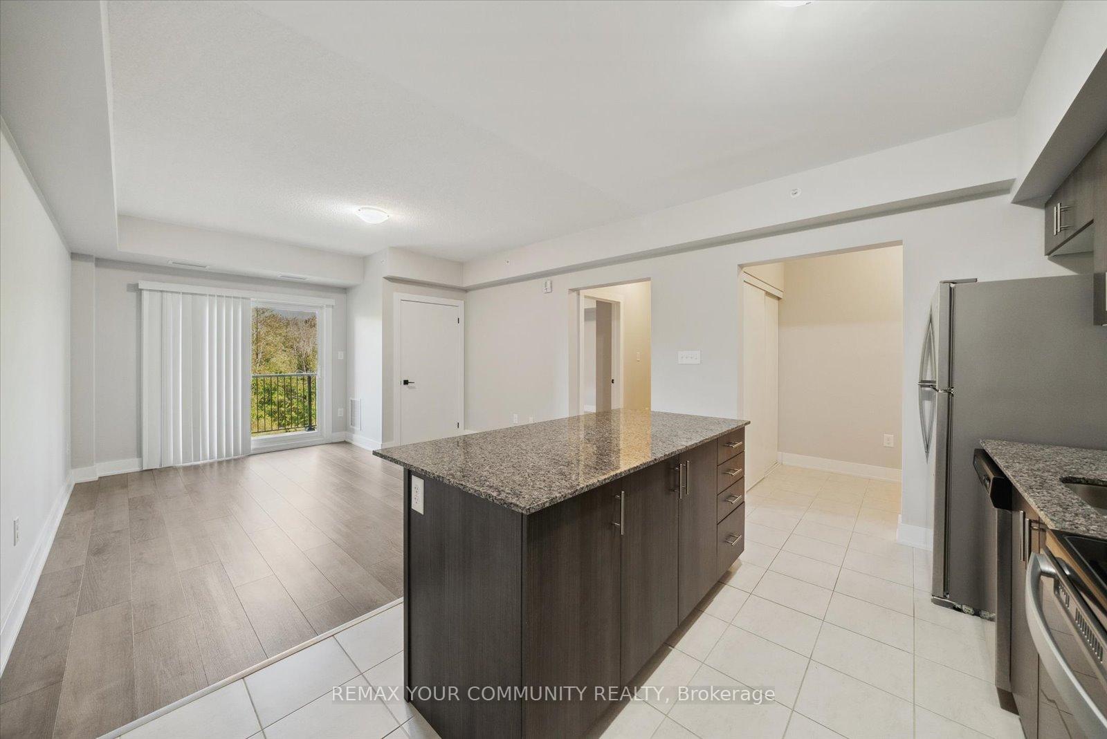 Photo 8 of Unit 204, 5 Chef Lane, Barrie, Innis-Shore — HOMEH