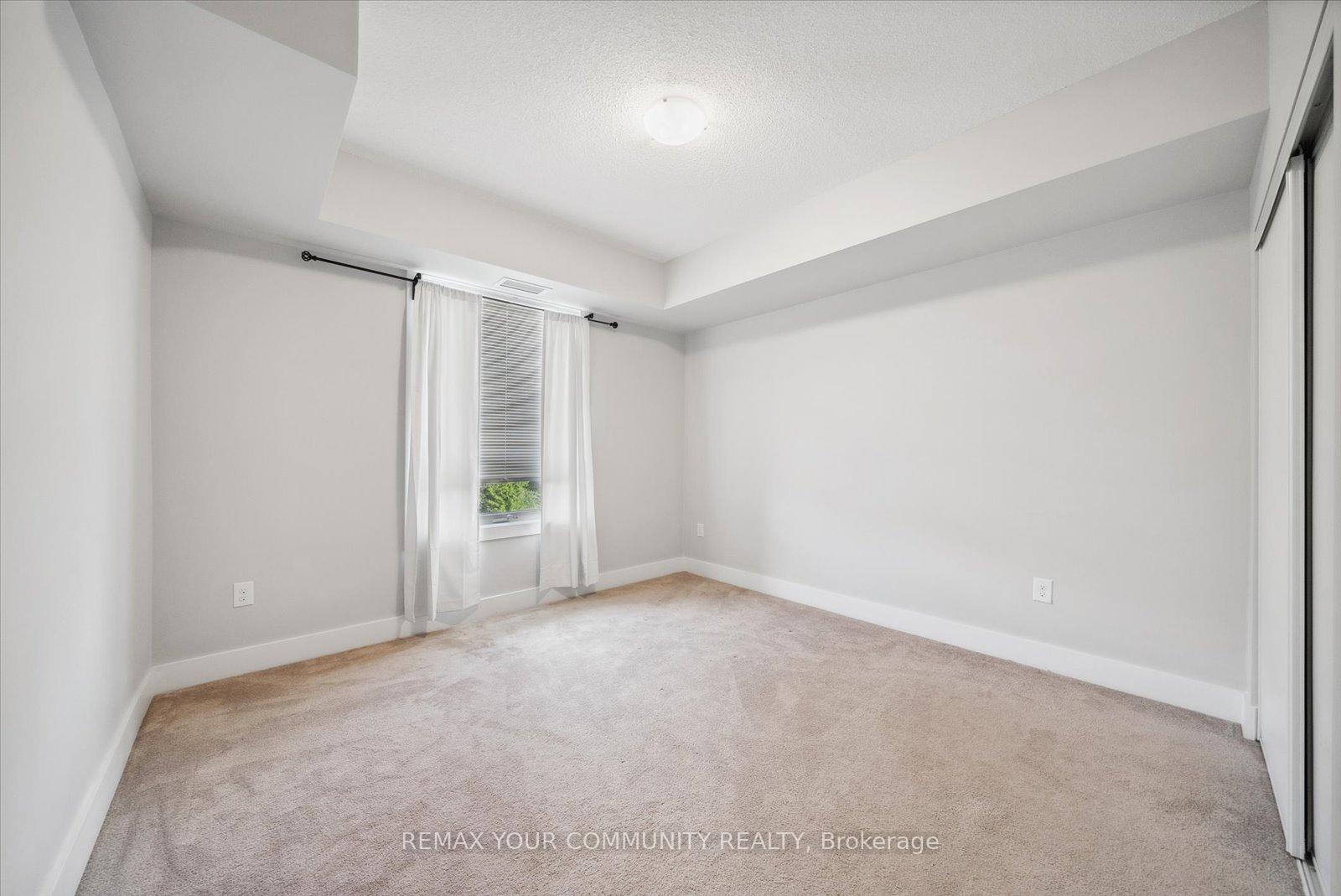 Photo 18 of Unit 204, 5 Chef Lane, Barrie, Innis-Shore — HOMEH