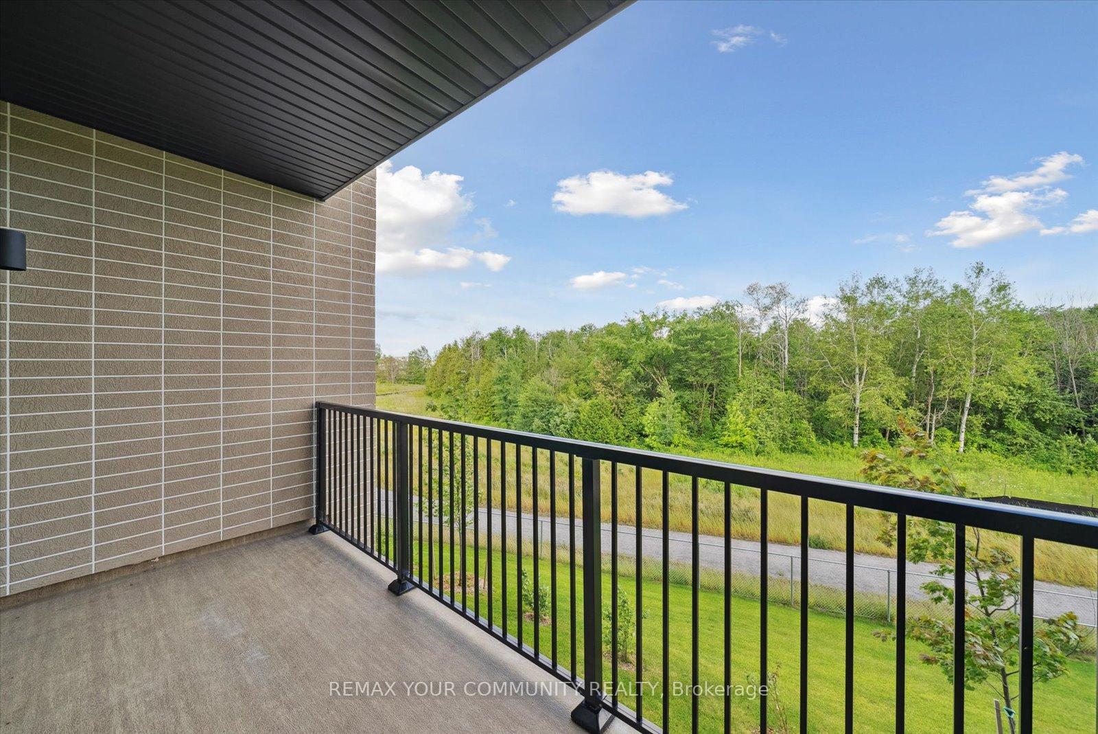 Photo 26 of Unit 204, 5 Chef Lane, Barrie, Innis-Shore — HOMEH