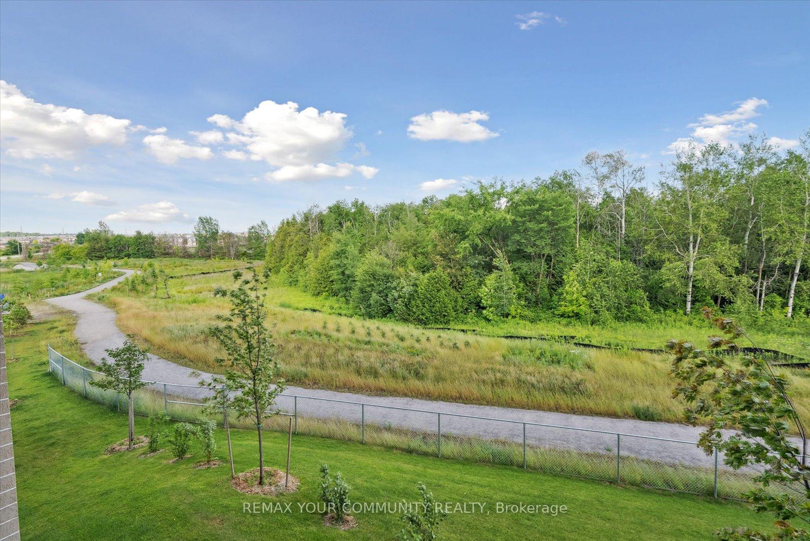 Photo 27 of Unit 204, 5 Chef Lane, Barrie, Innis-Shore — HOMEH