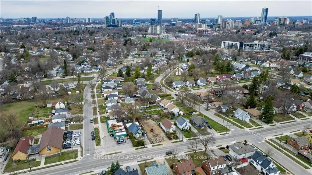 Photo 15 of 548 Stirling Avenue S, Kitchener, Southdale — HOMEH