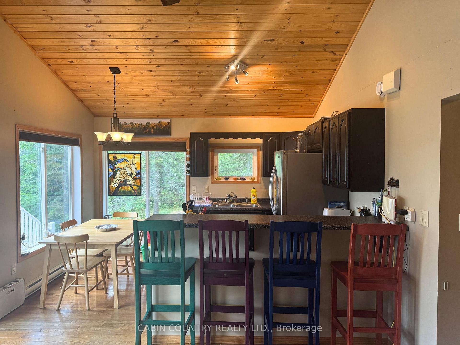 Photo 12 of 3 Gold Point Road, Kenora Remote Area, Lake of the Woods North — HOMEH