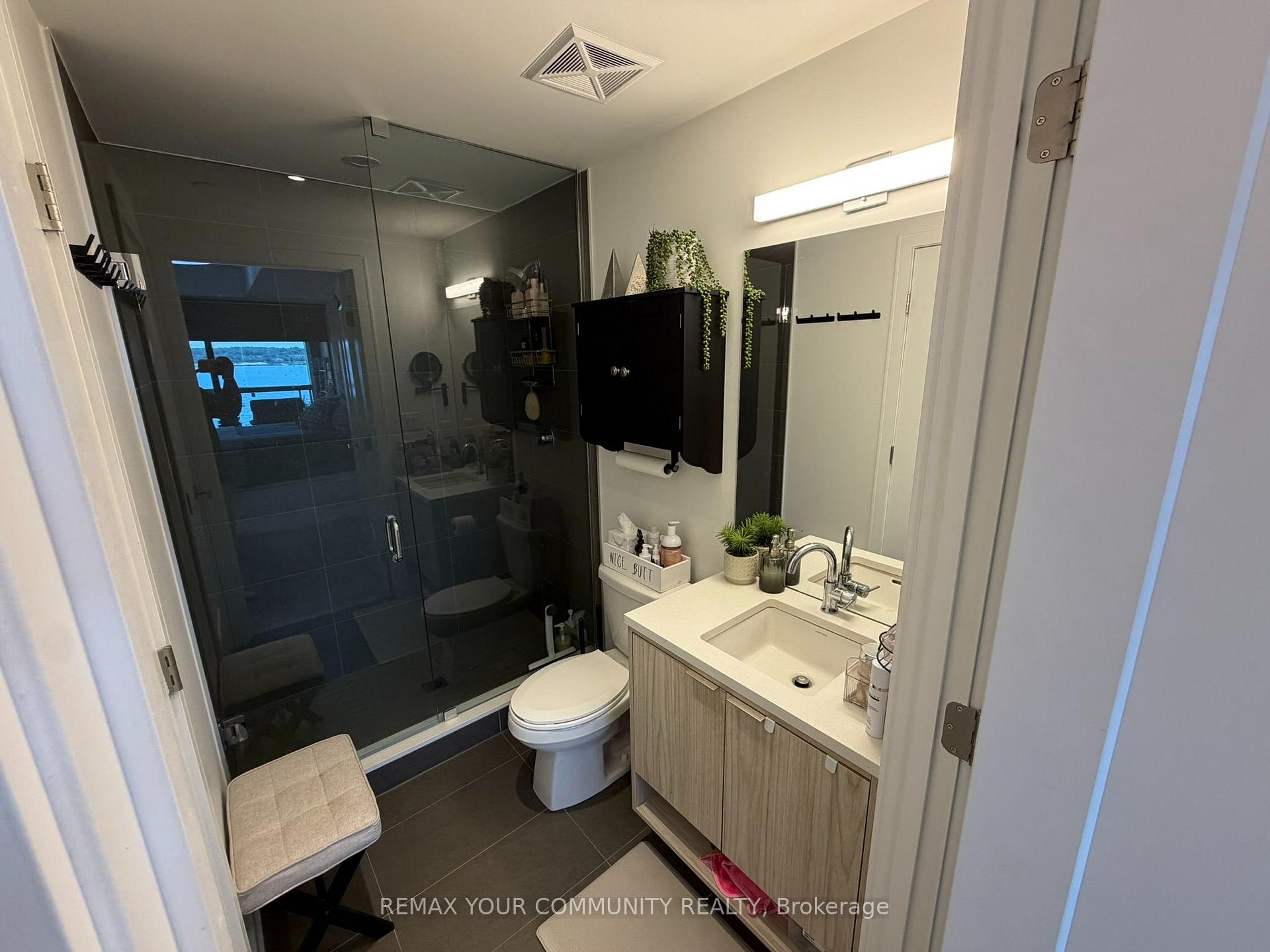 Photo 13 of Unit 303, 185 Dunlop Street E, Barrie, Lakeshore — HOMEH