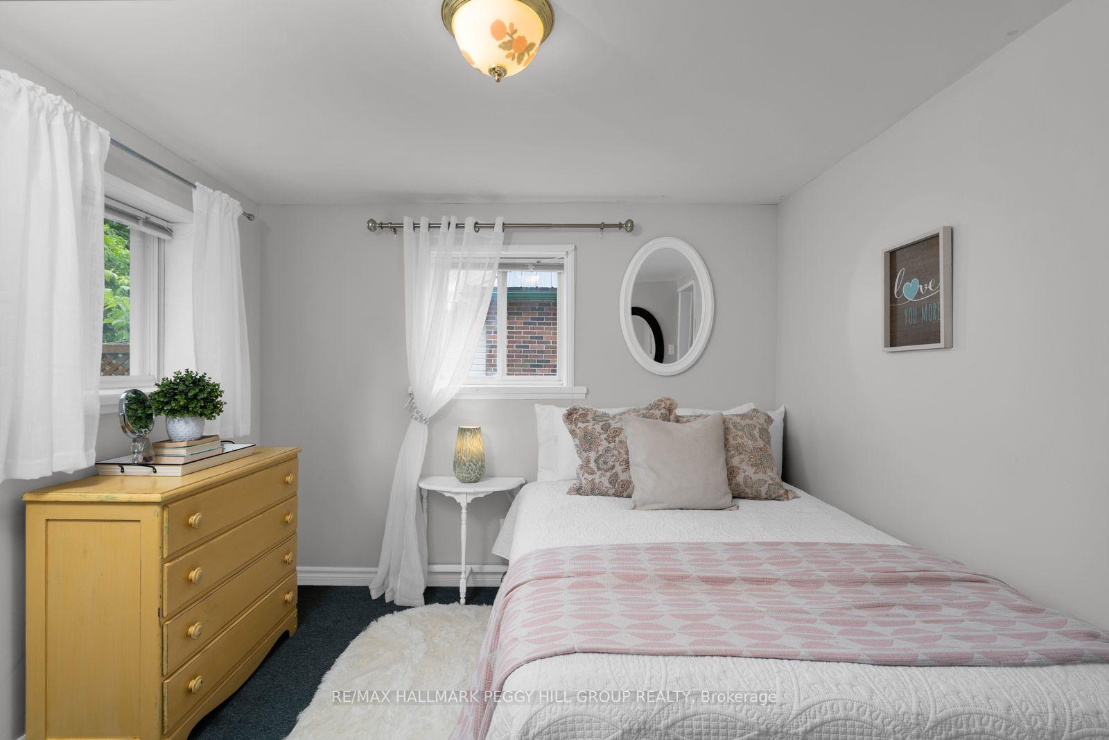 Photo 8 of 16 William Street, Orillia — HOMEH
