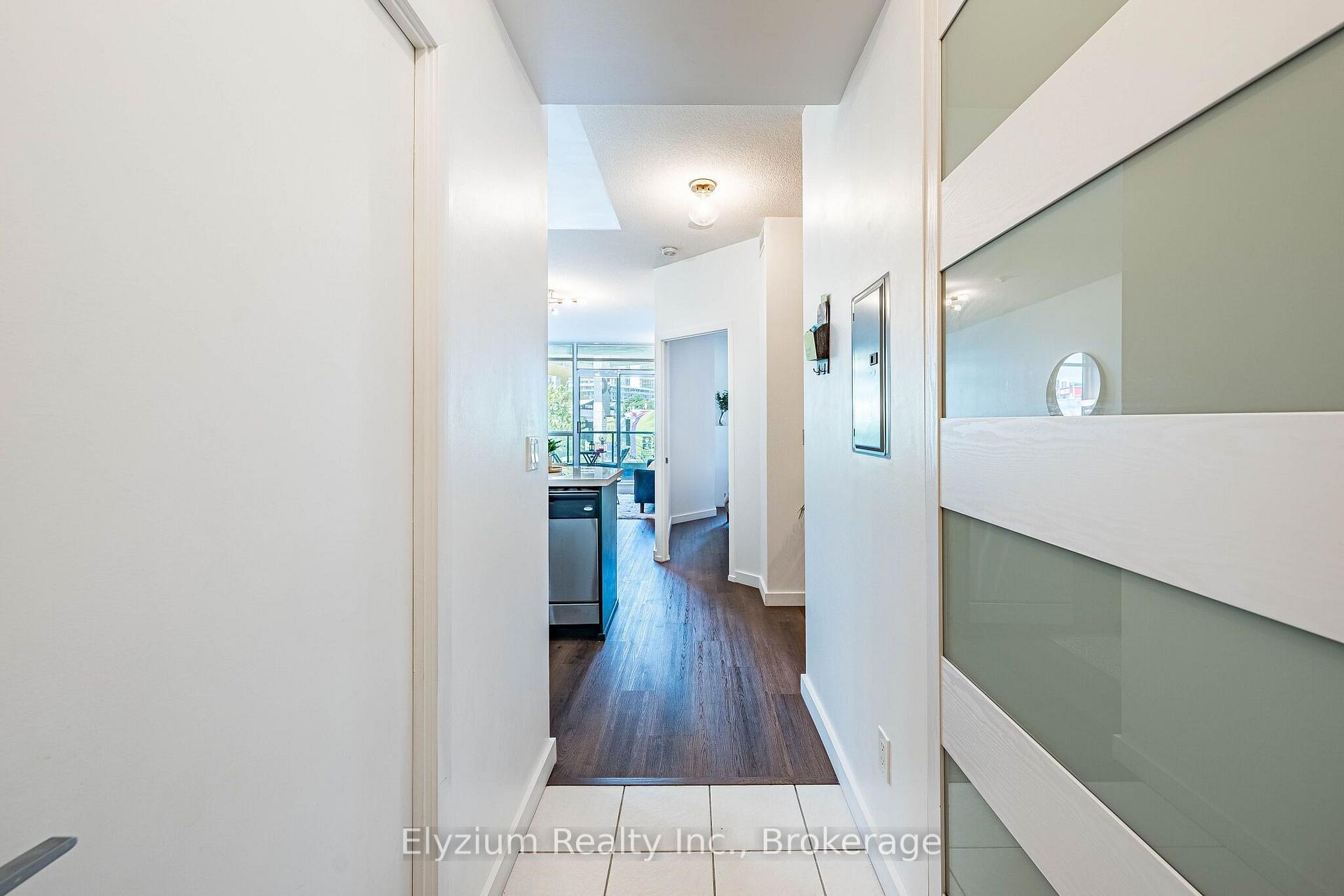 Photo 5 of Unit 220, 231 Fort York Boulevard, Toronto, Niagara — HOMEH