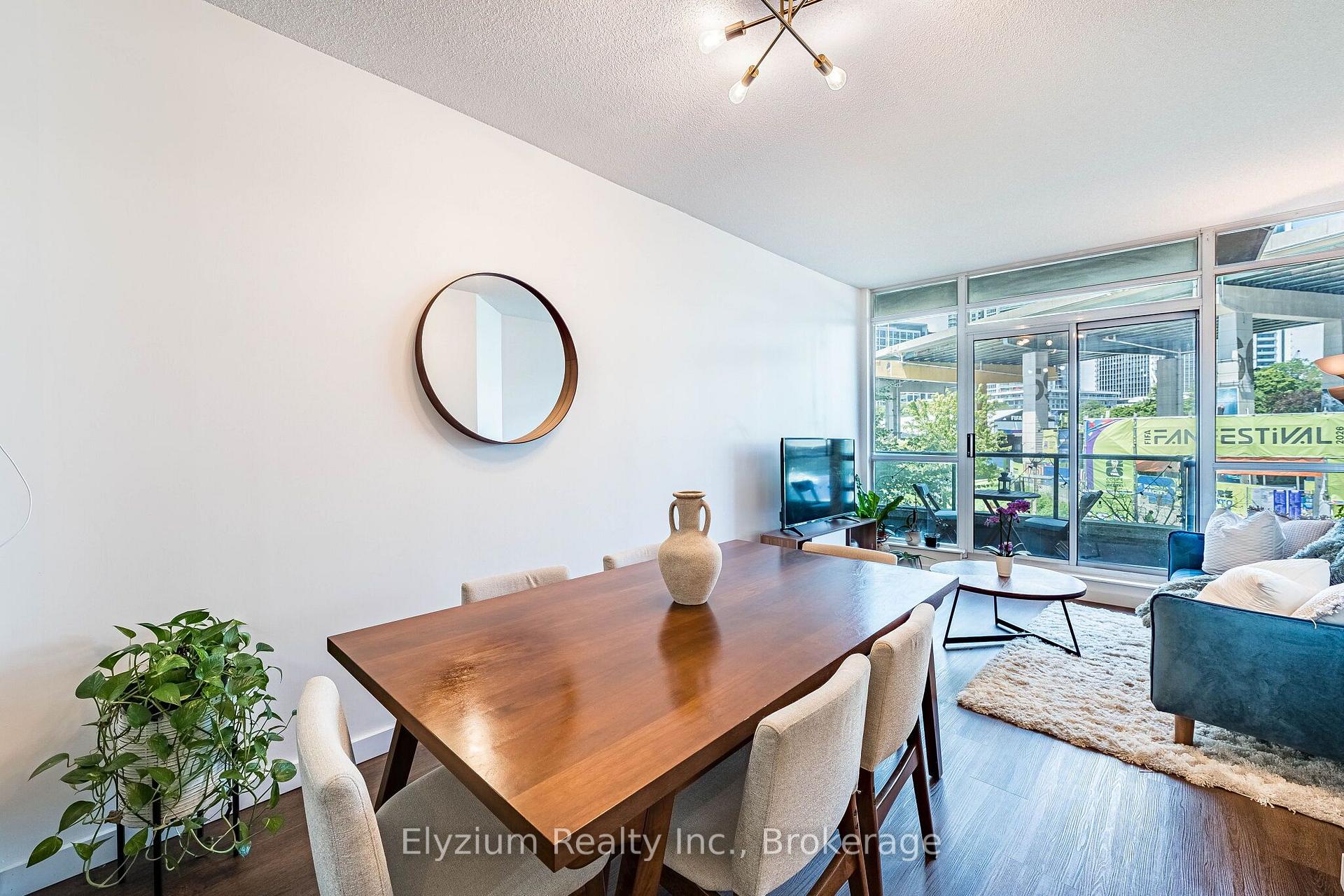 Photo 11 of Unit 220, 231 Fort York Boulevard, Toronto, Niagara — HOMEH