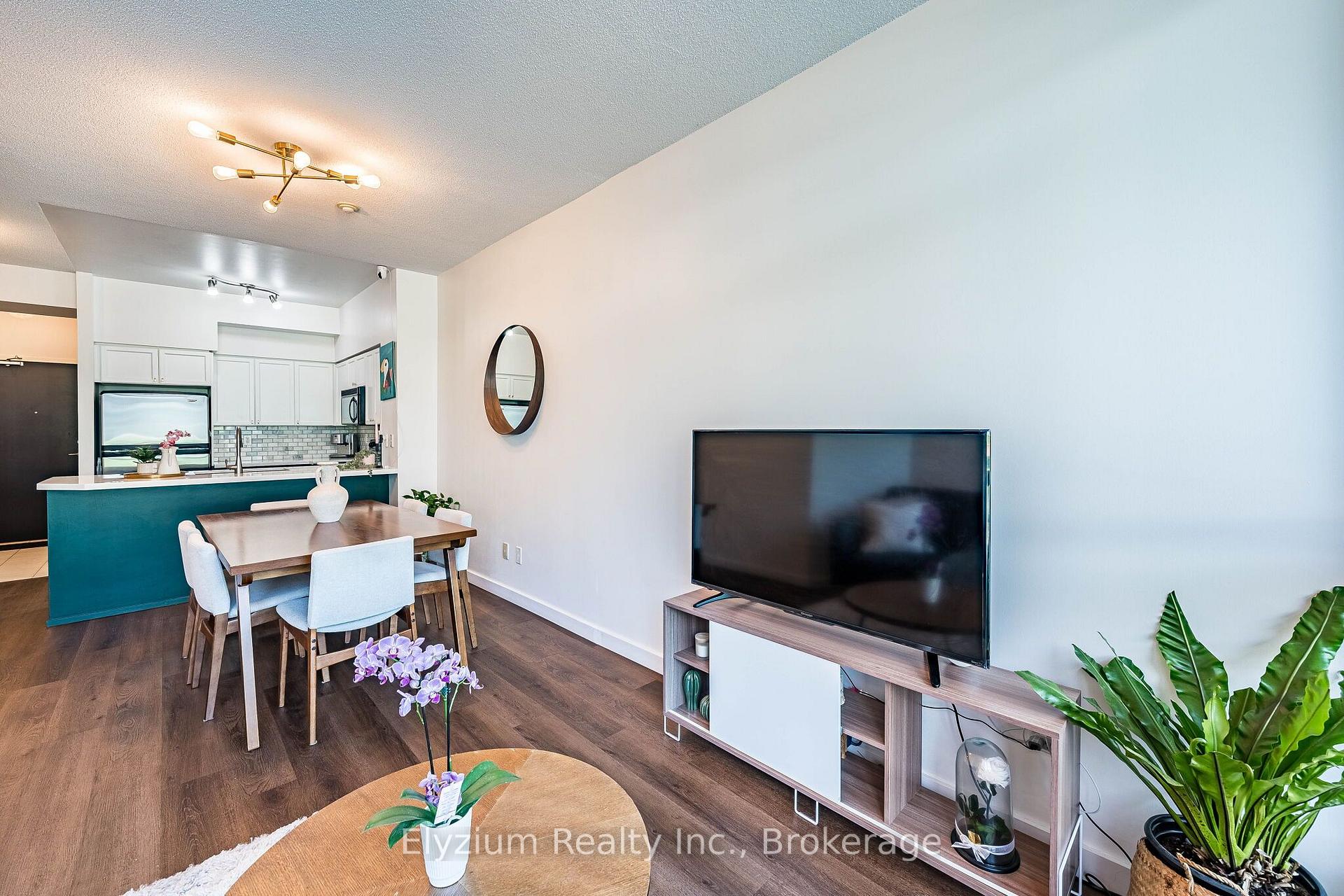 Photo 15 of Unit 220, 231 Fort York Boulevard, Toronto, Niagara — HOMEH