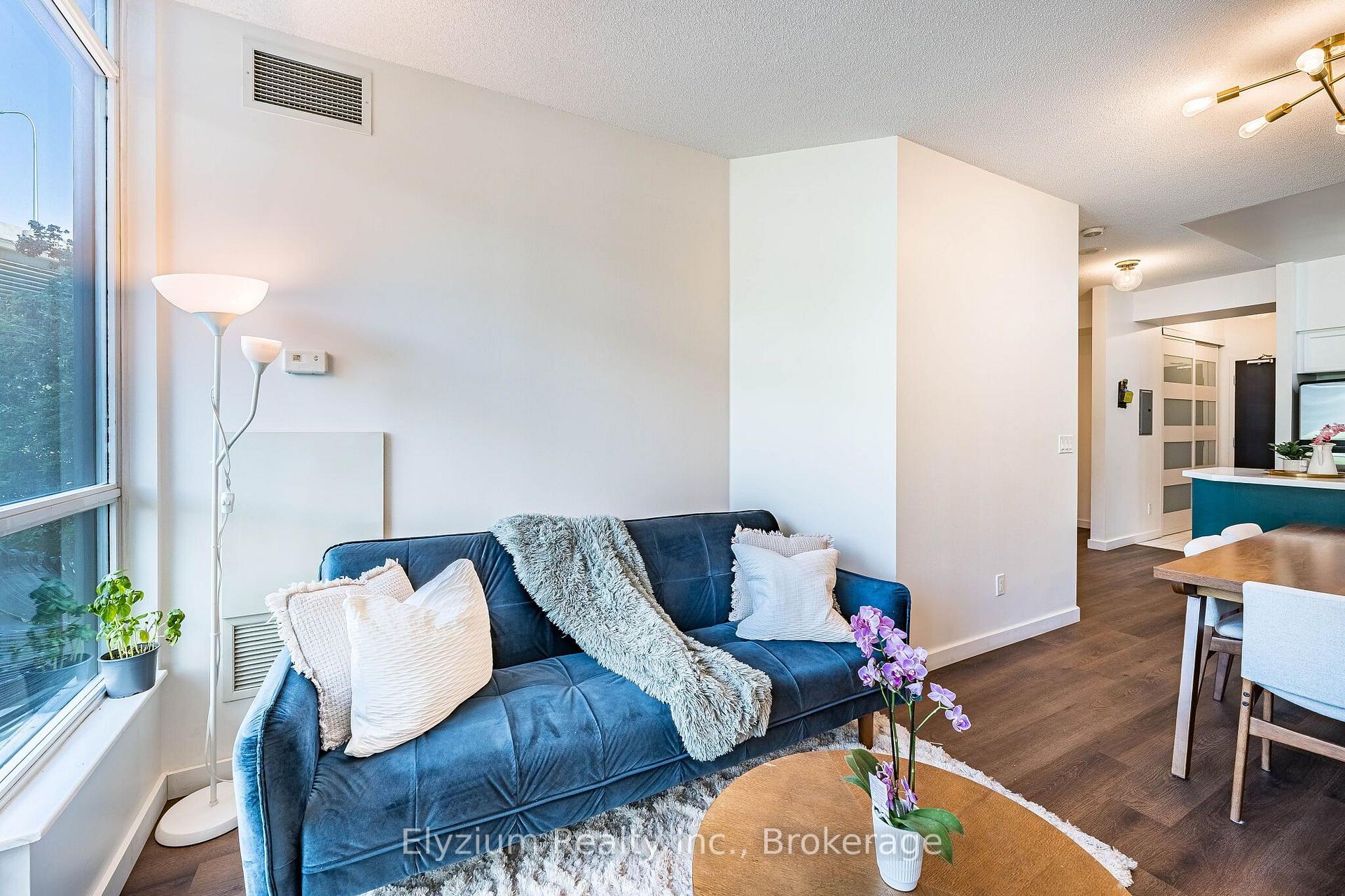Photo 16 of Unit 220, 231 Fort York Boulevard, Toronto, Niagara — HOMEH