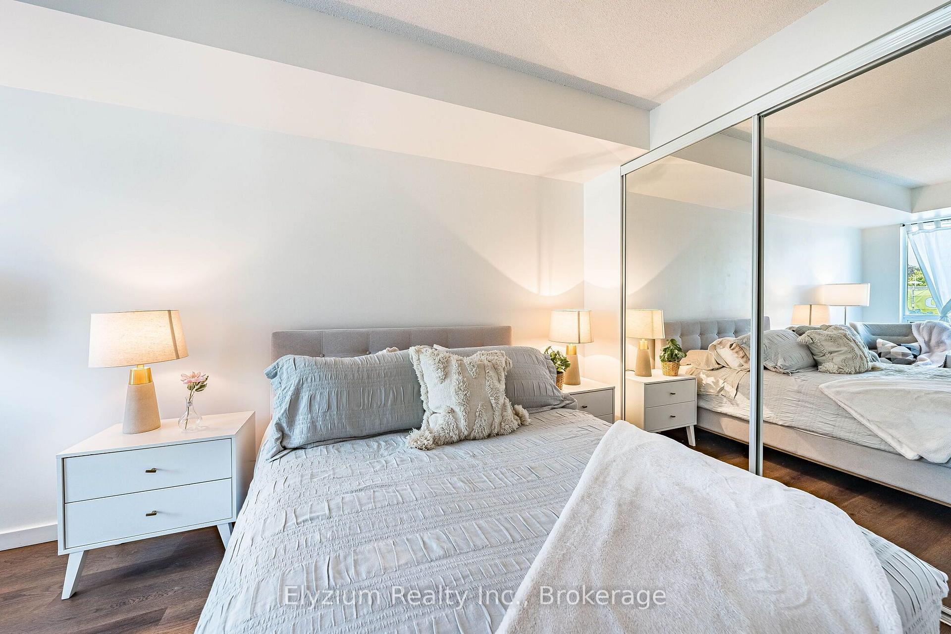 Photo 18 of Unit 220, 231 Fort York Boulevard, Toronto, Niagara — HOMEH