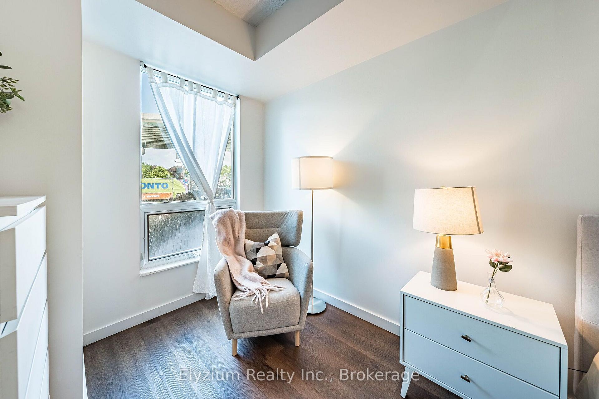 Photo 19 of Unit 220, 231 Fort York Boulevard, Toronto, Niagara — HOMEH