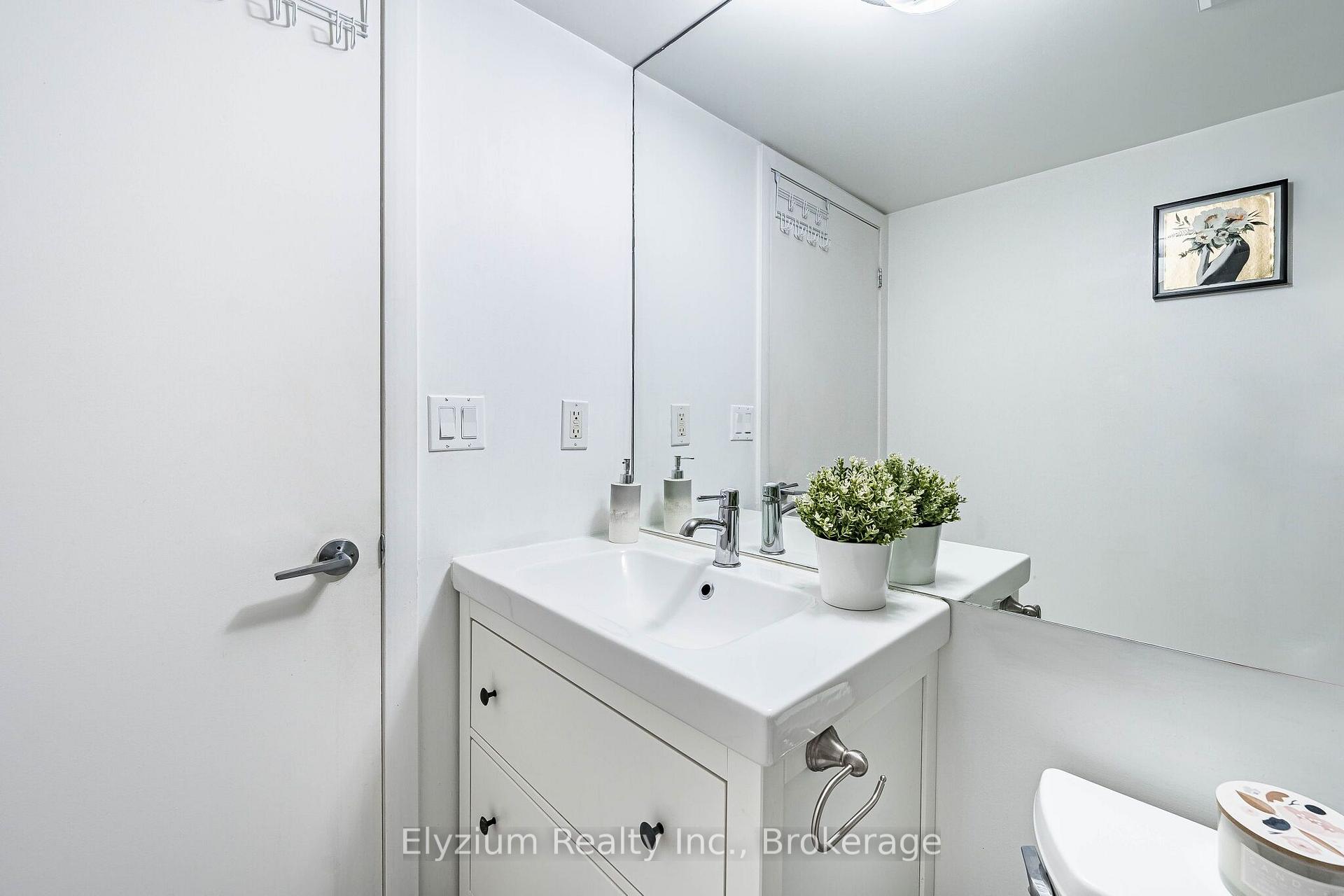 Photo 27 of Unit 220, 231 Fort York Boulevard, Toronto, Niagara — HOMEH