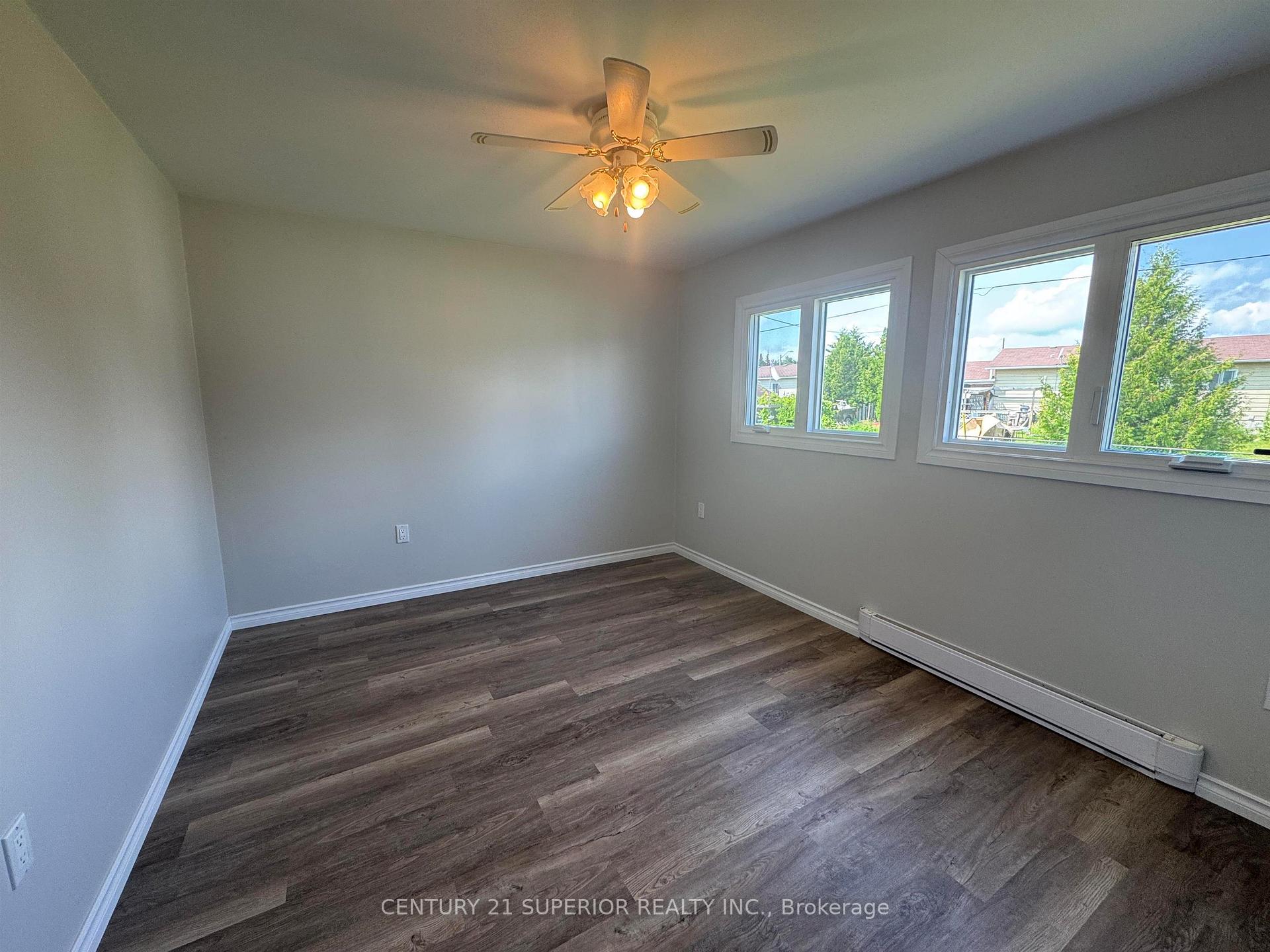 Photo 22 of 49 Otter Ave, Manitouwadge, TB-73 — HOMEH
