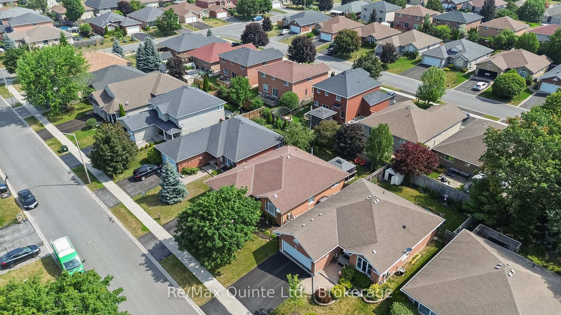 Photo 3 of 15 Spruce Gardens, Belleville, Belleville Ward — HOMEH