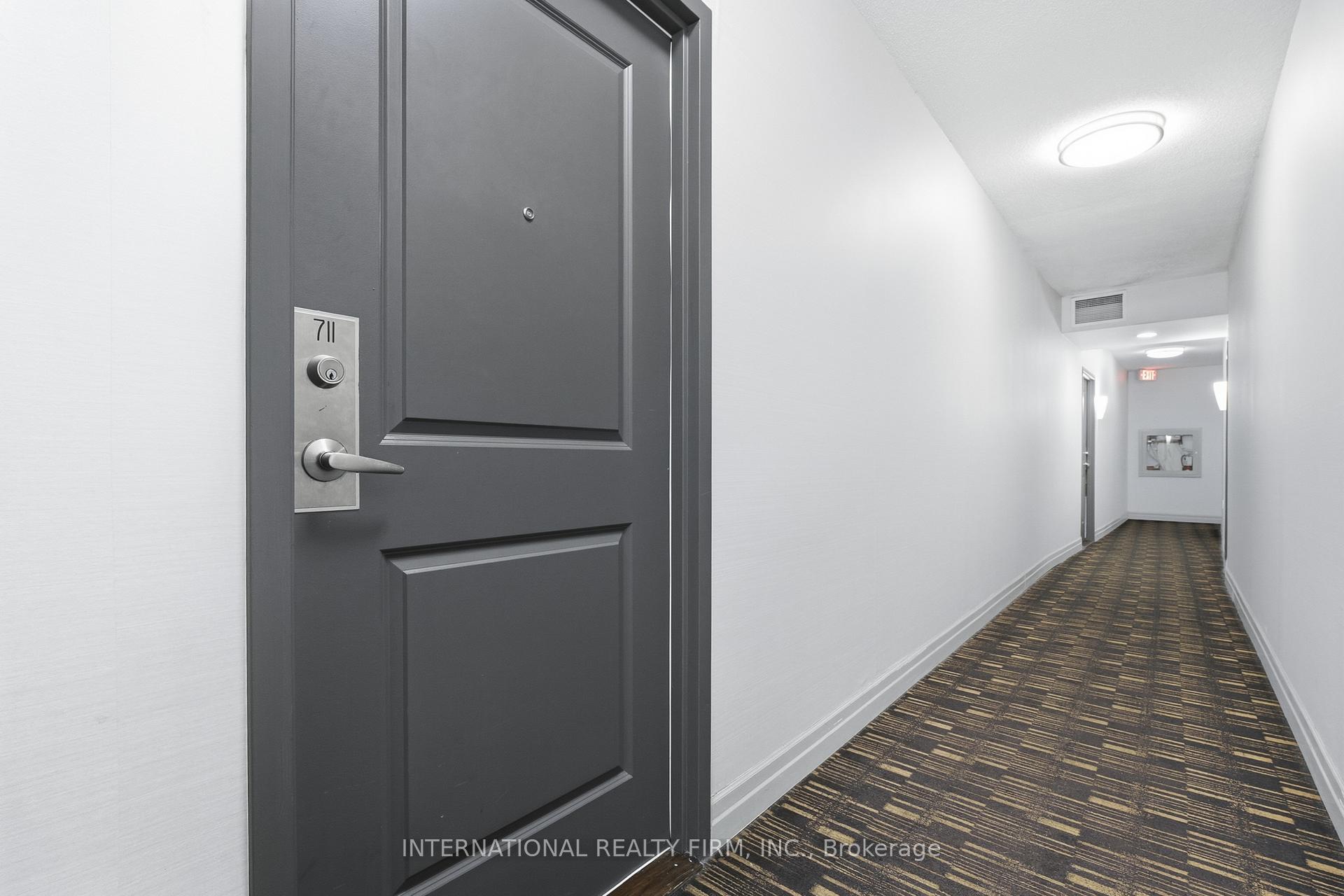 Photo 3 of Unit 711, 628 Fleet Street, Toronto, Niagara — HOMEH