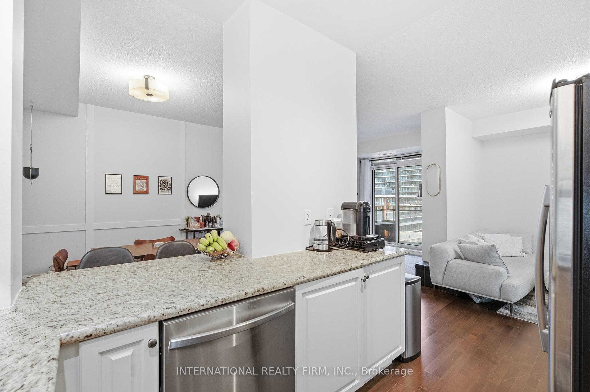 Photo 11 of Unit 711, 628 Fleet Street, Toronto, Niagara — HOMEH