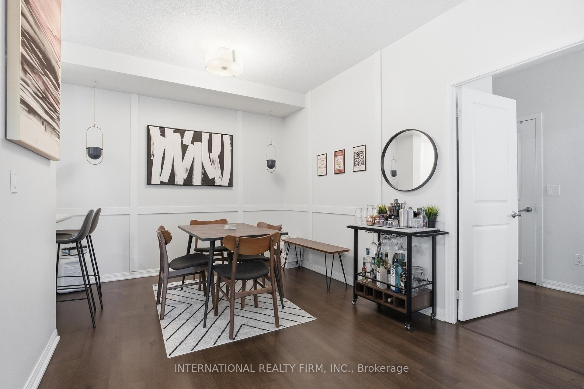 Photo 14 of Unit 711, 628 Fleet Street, Toronto, Niagara — HOMEH