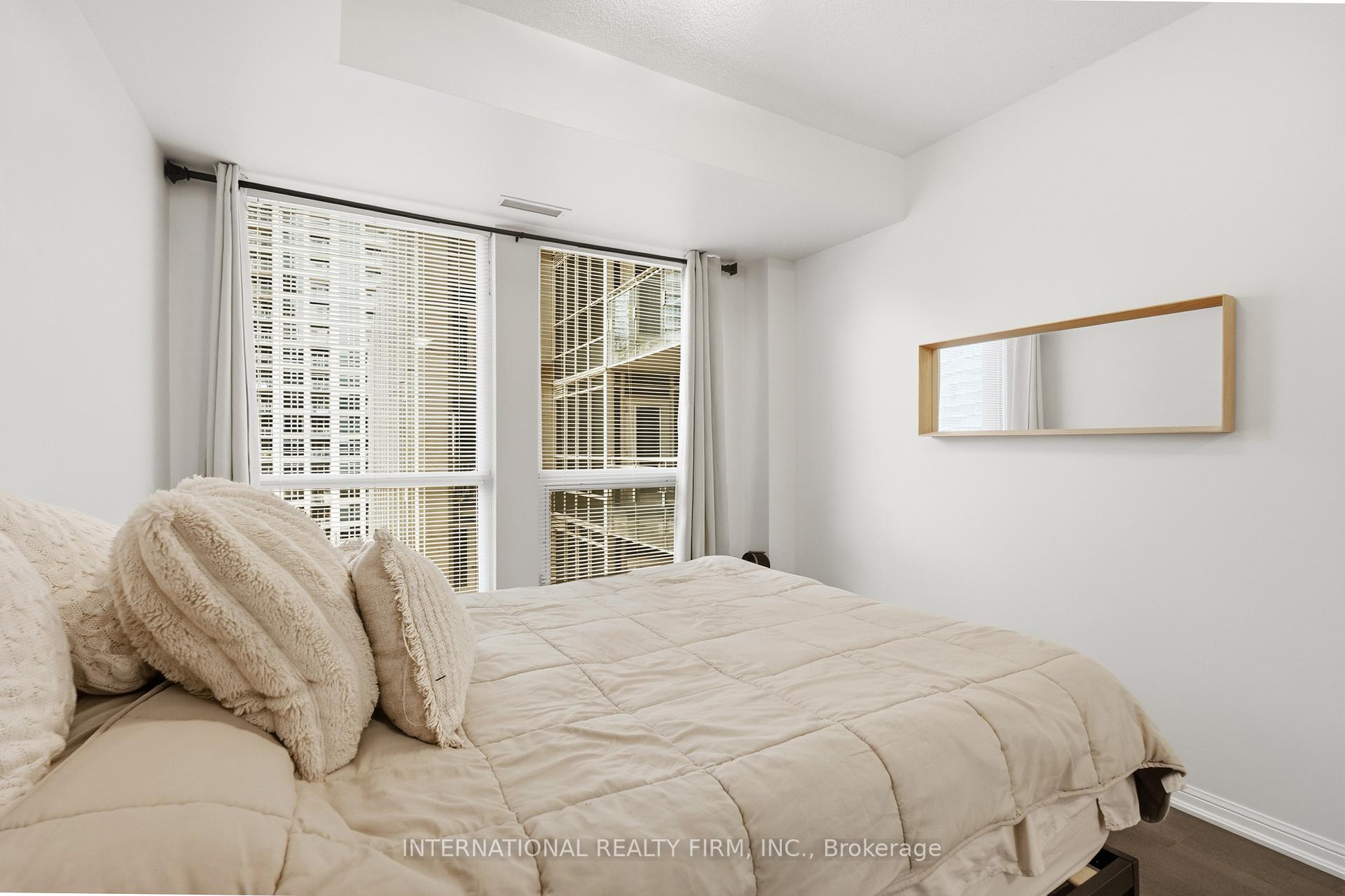 Photo 24 of Unit 711, 628 Fleet Street, Toronto, Niagara — HOMEH