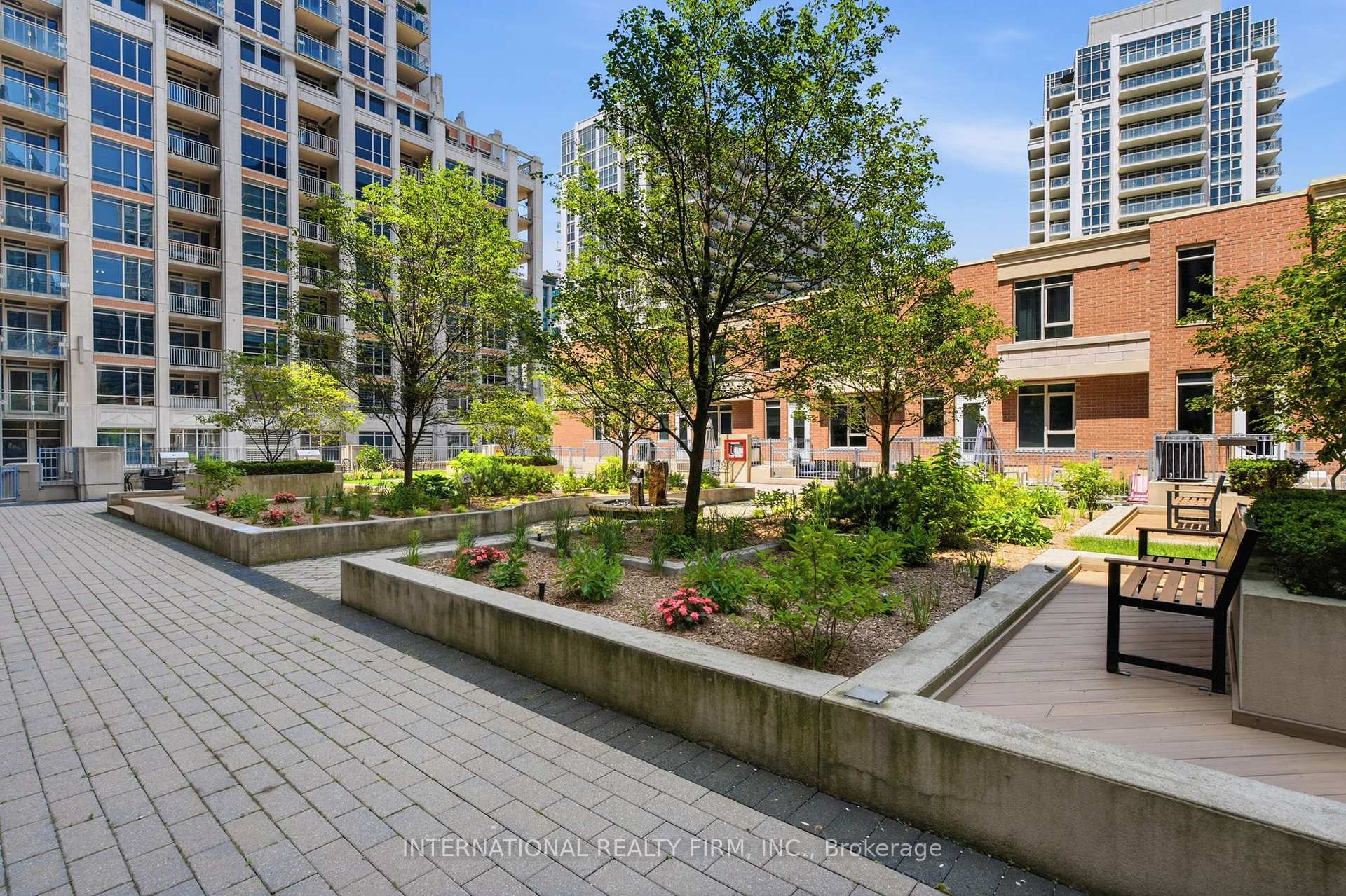 Photo 46 of Unit 711, 628 Fleet Street, Toronto, Niagara — HOMEH