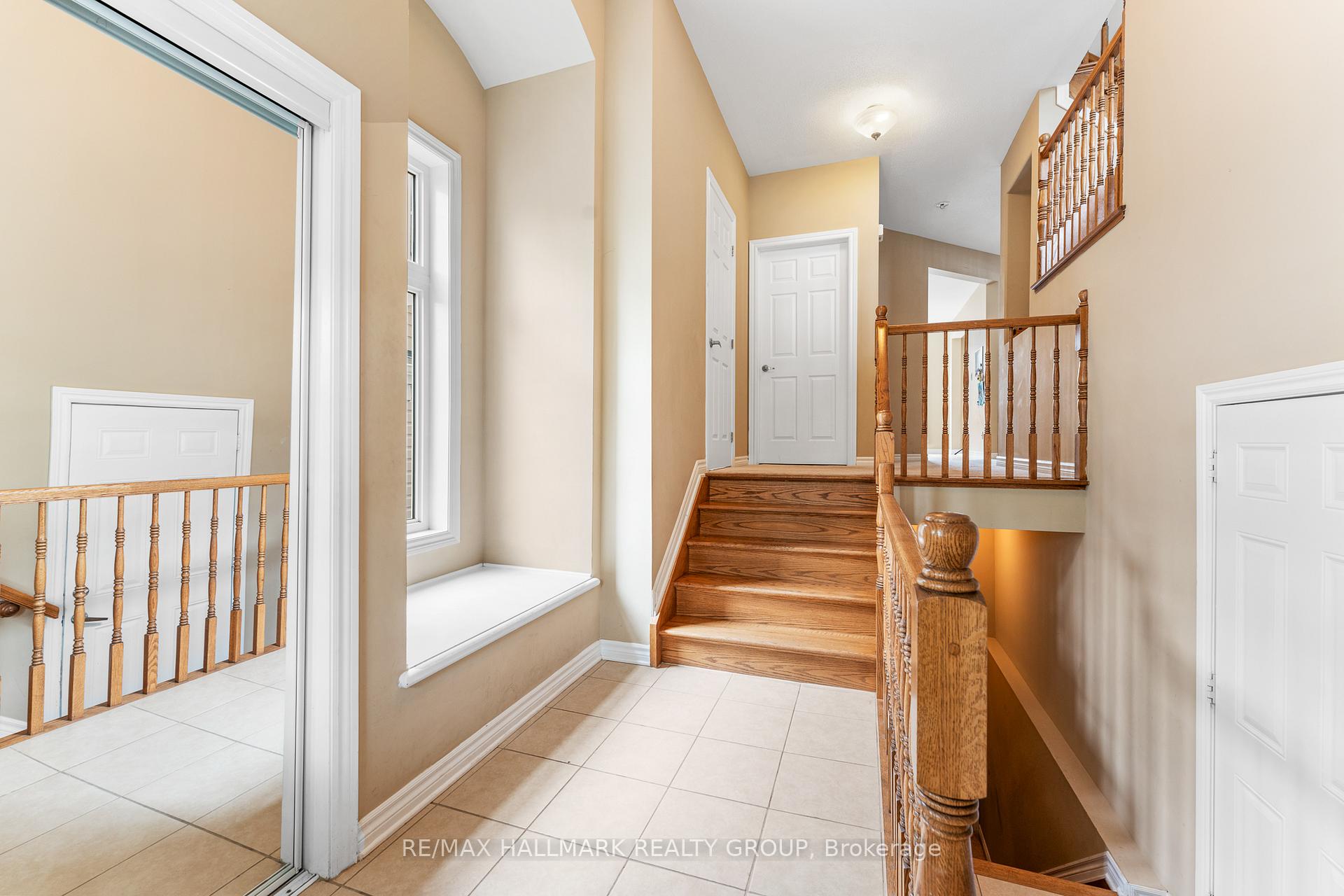 Photo 4 of 224 Tempest Drive, Ottawa, Stittsville (North) — HOMEH