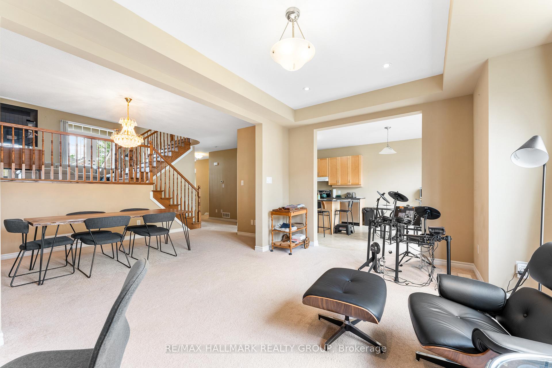 Photo 10 of 224 Tempest Drive, Ottawa, Stittsville (North) — HOMEH