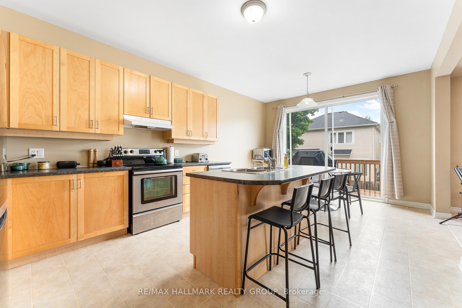 Photo 13 of 224 Tempest Drive, Ottawa, Stittsville (North) — HOMEH
