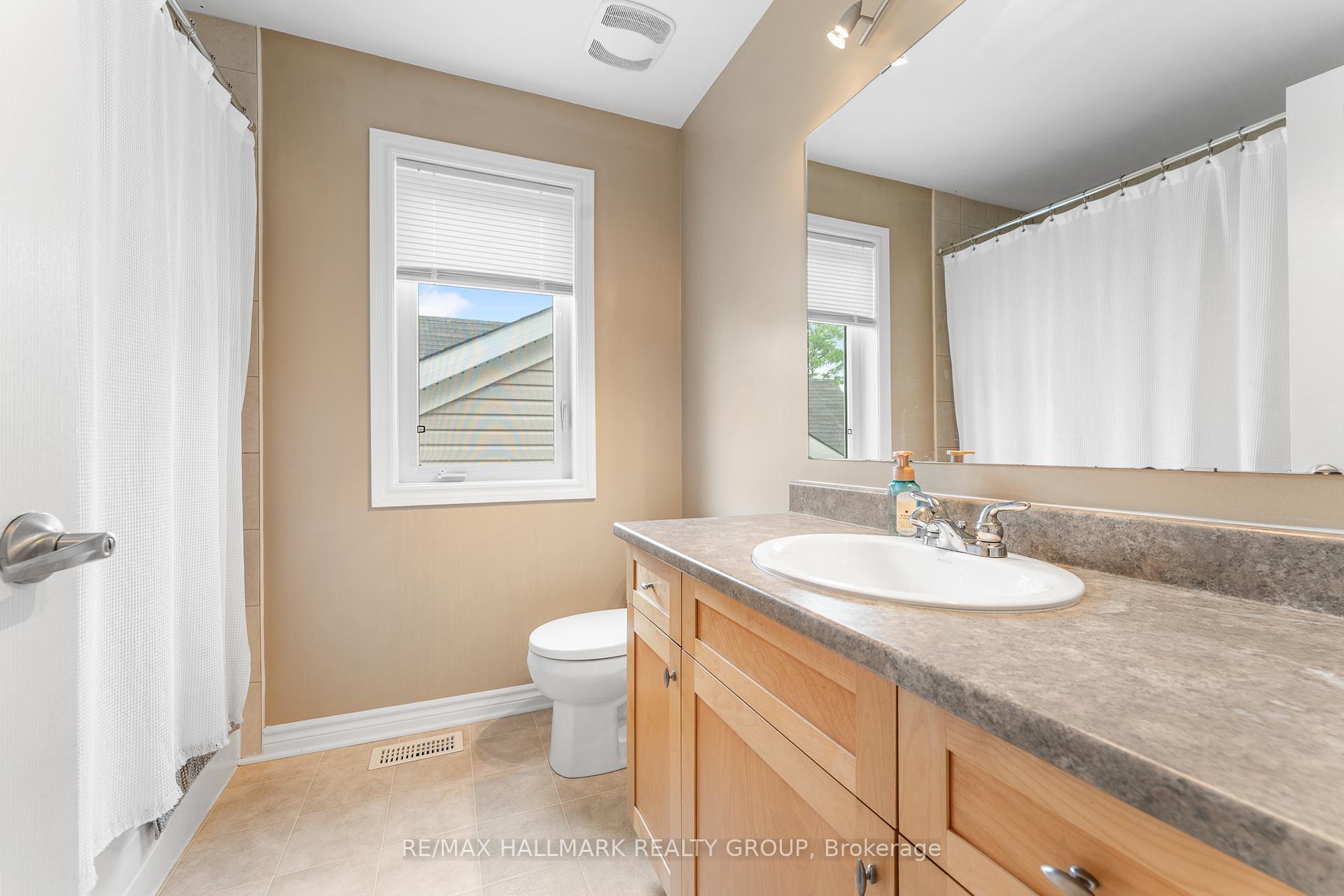 Photo 35 of 224 Tempest Drive, Ottawa, Stittsville (North) — HOMEH